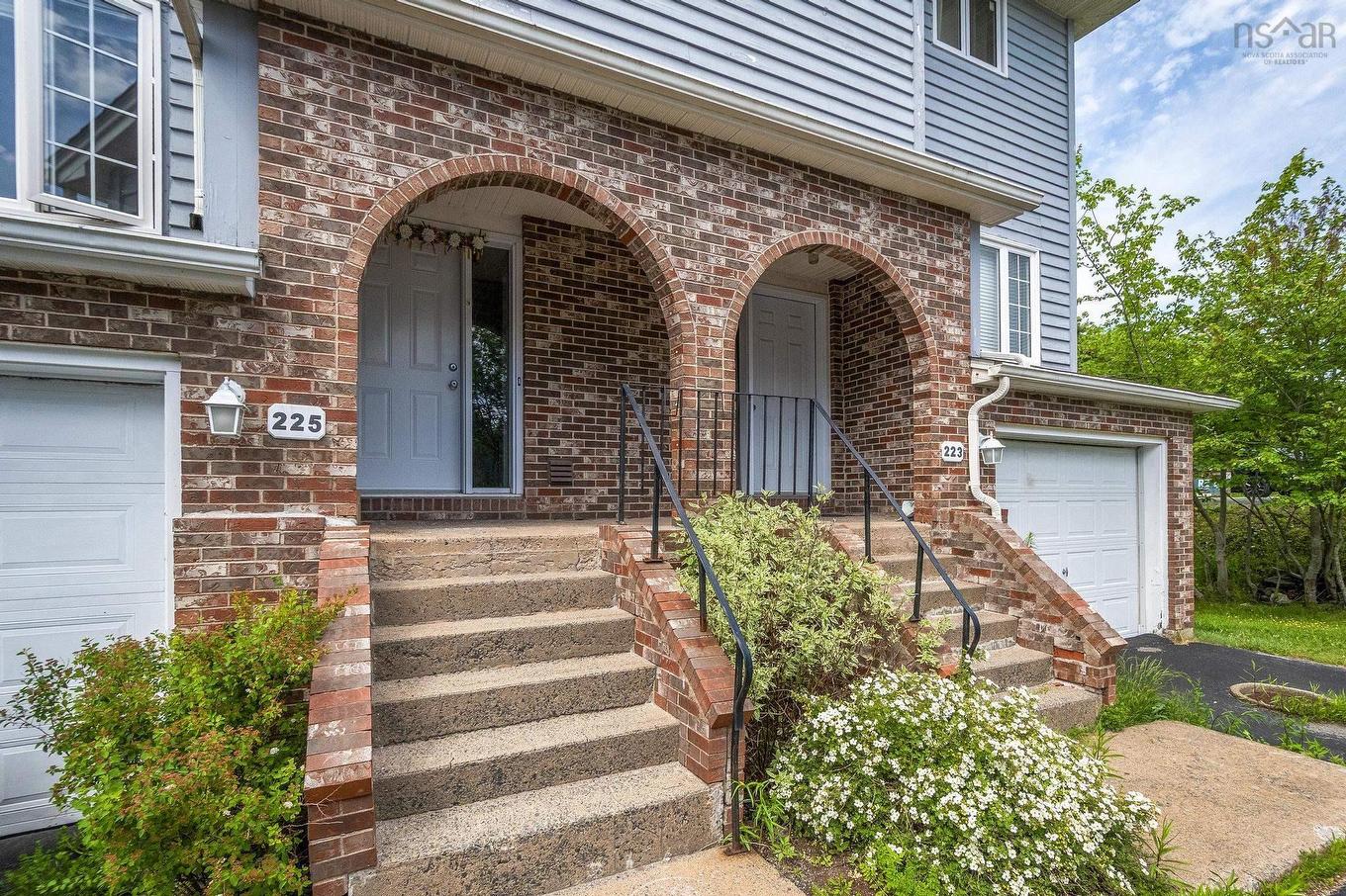 225 Farnham Gate Road, Halifax, NS