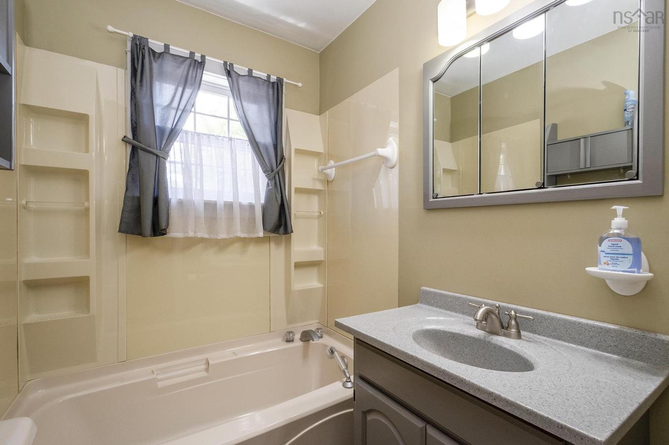 480 Main Street, Middleton, NS