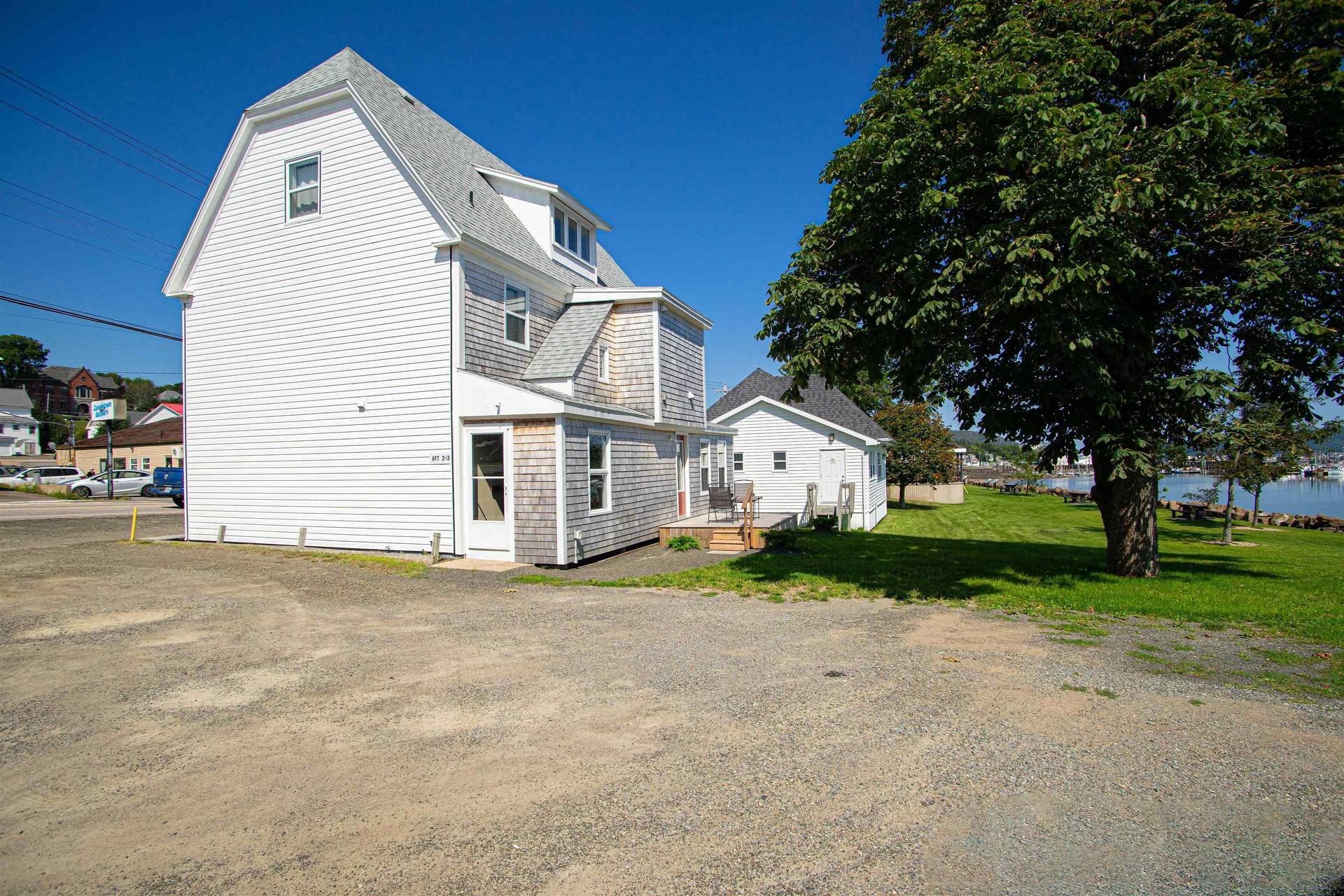 108 Montague Row, Digby, NS