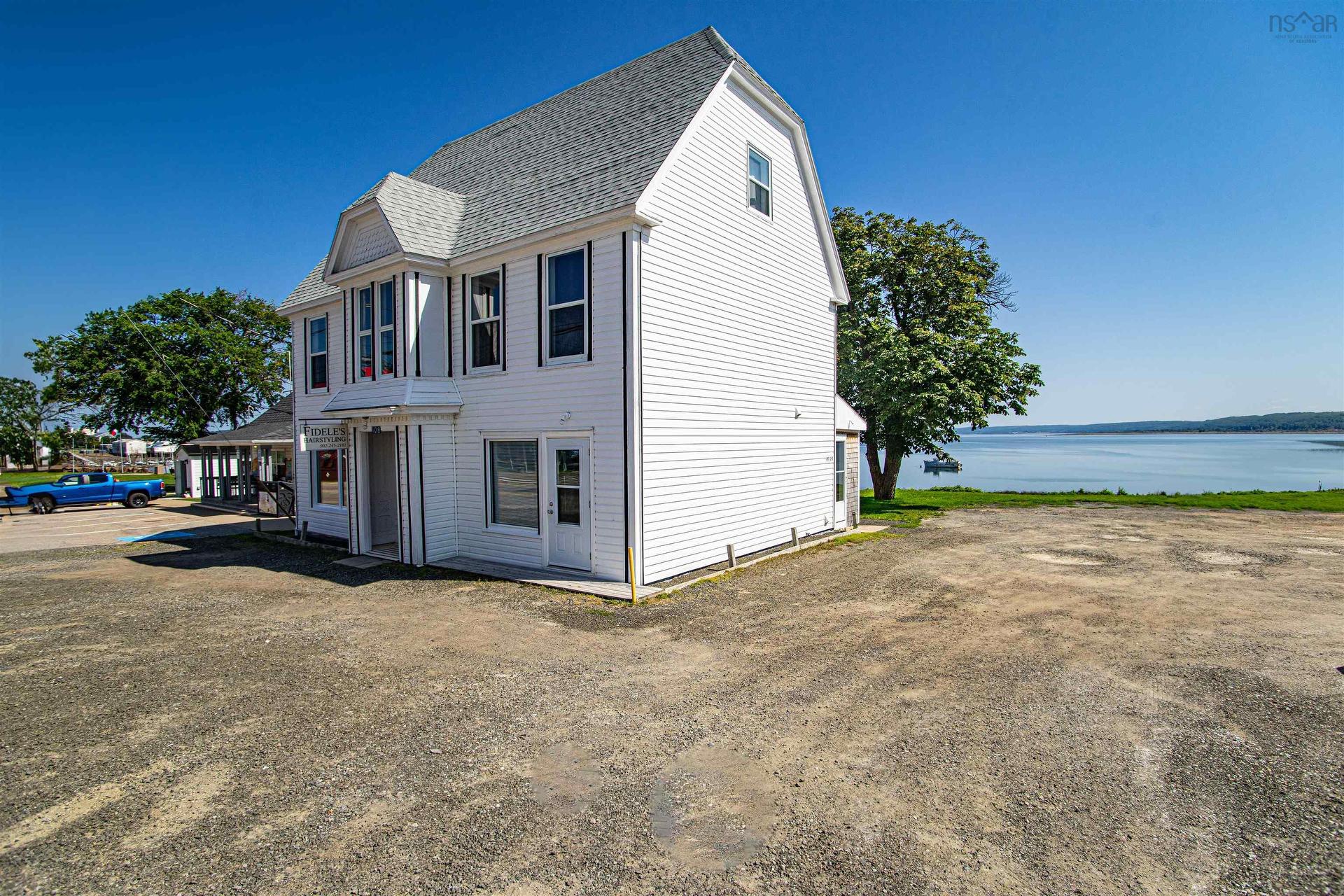 108 Montague Row, Digby, NS