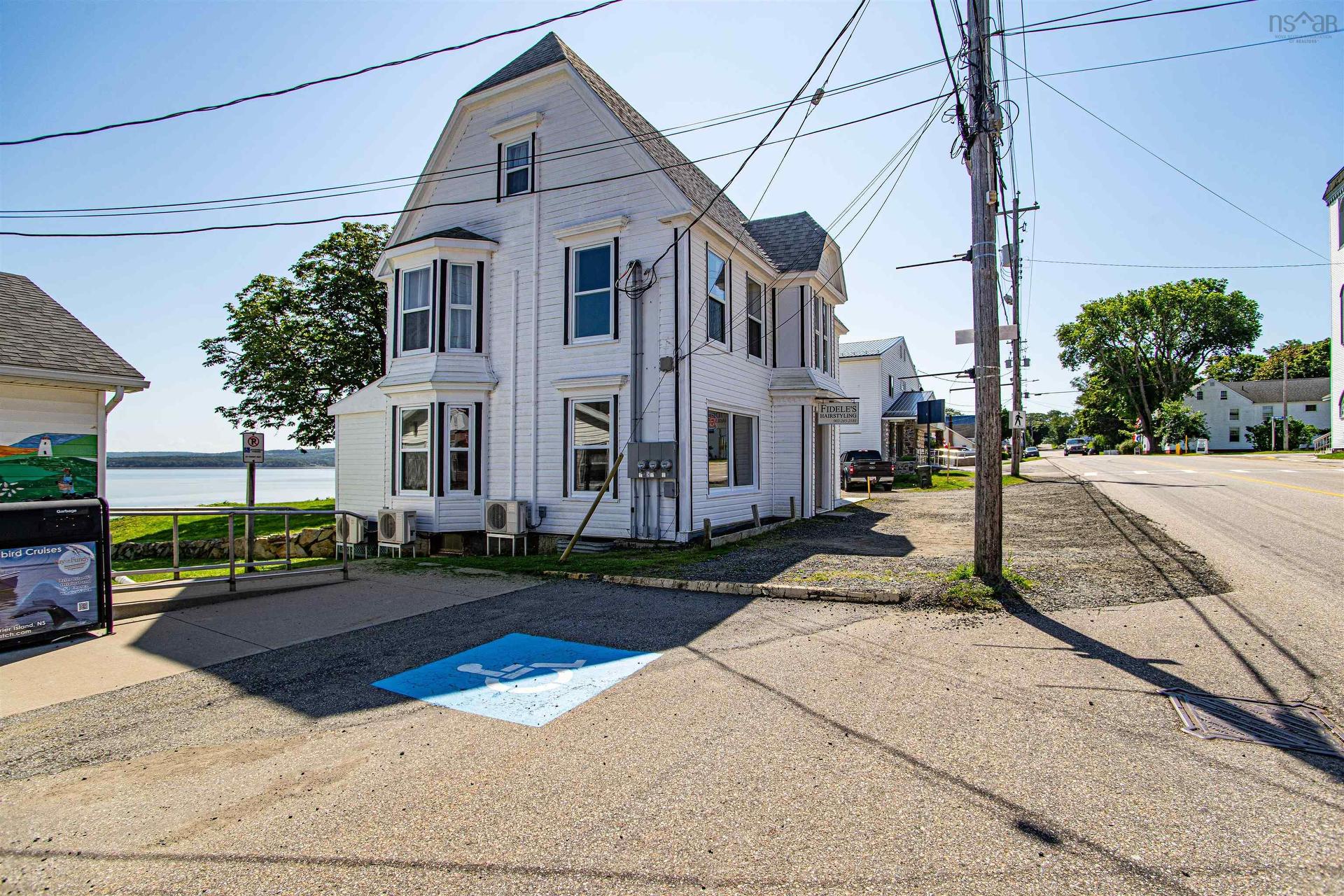 108 Montague Row, Digby, NS