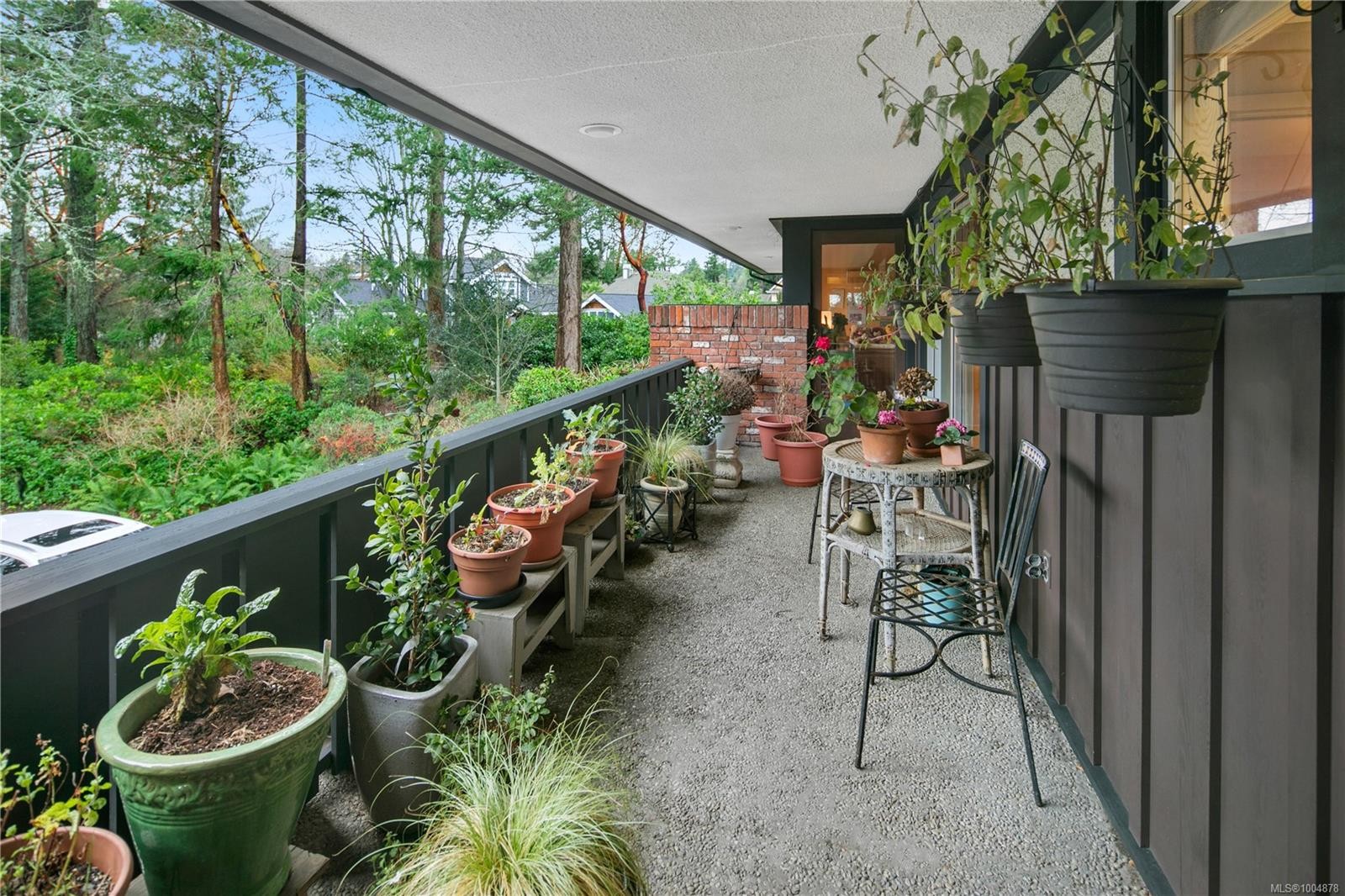 1996 Ferndale Rd, Saanich, BC