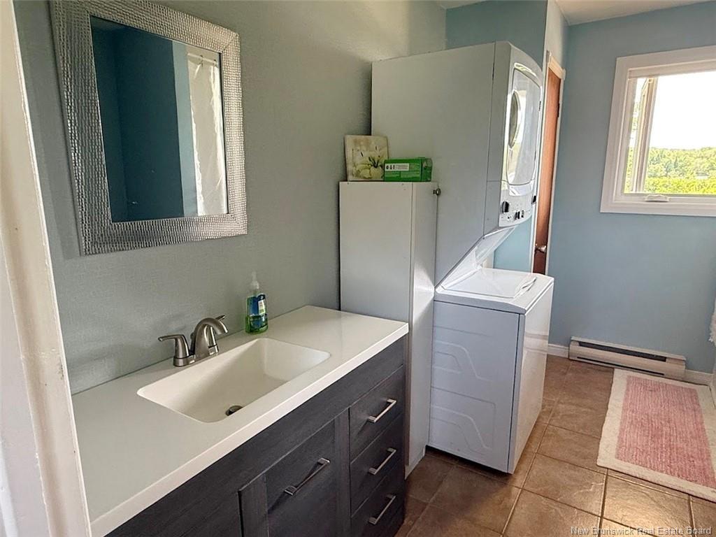 890 Principale St, Clair, NB