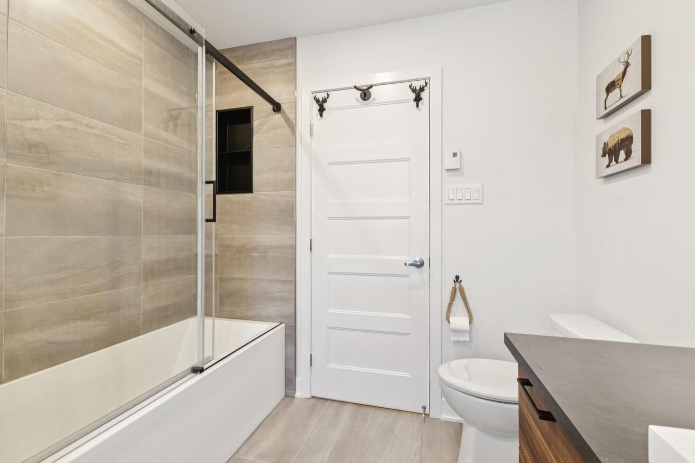 Salle de bains - 567 Rue Charlie-Forbell, Mont-Tremblant, QC - Indoor Photo Showing Bathroom