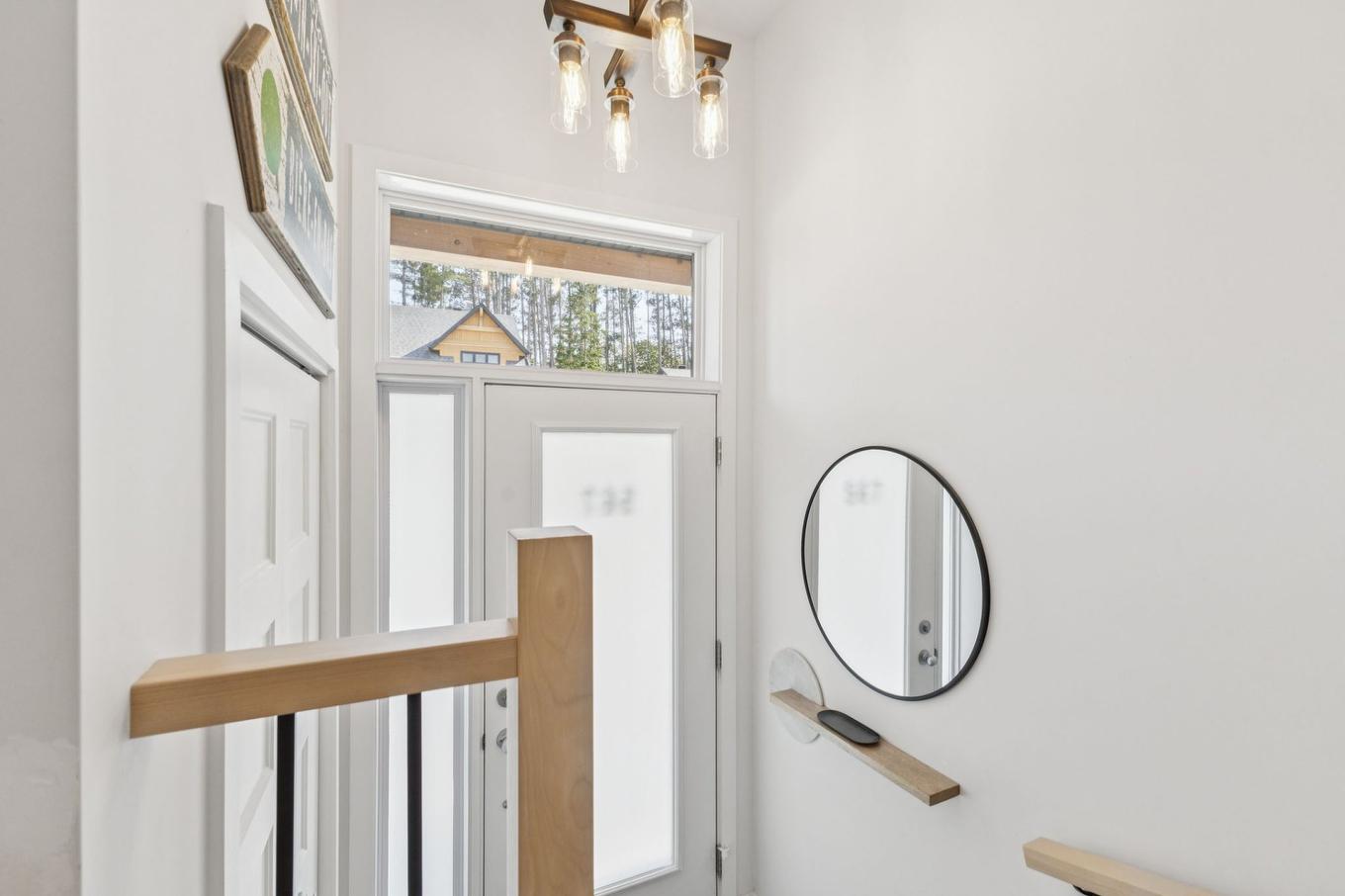 Escalier - 567 Rue Charlie-Forbell, Mont-Tremblant, QC - Indoor Photo Showing Other Room