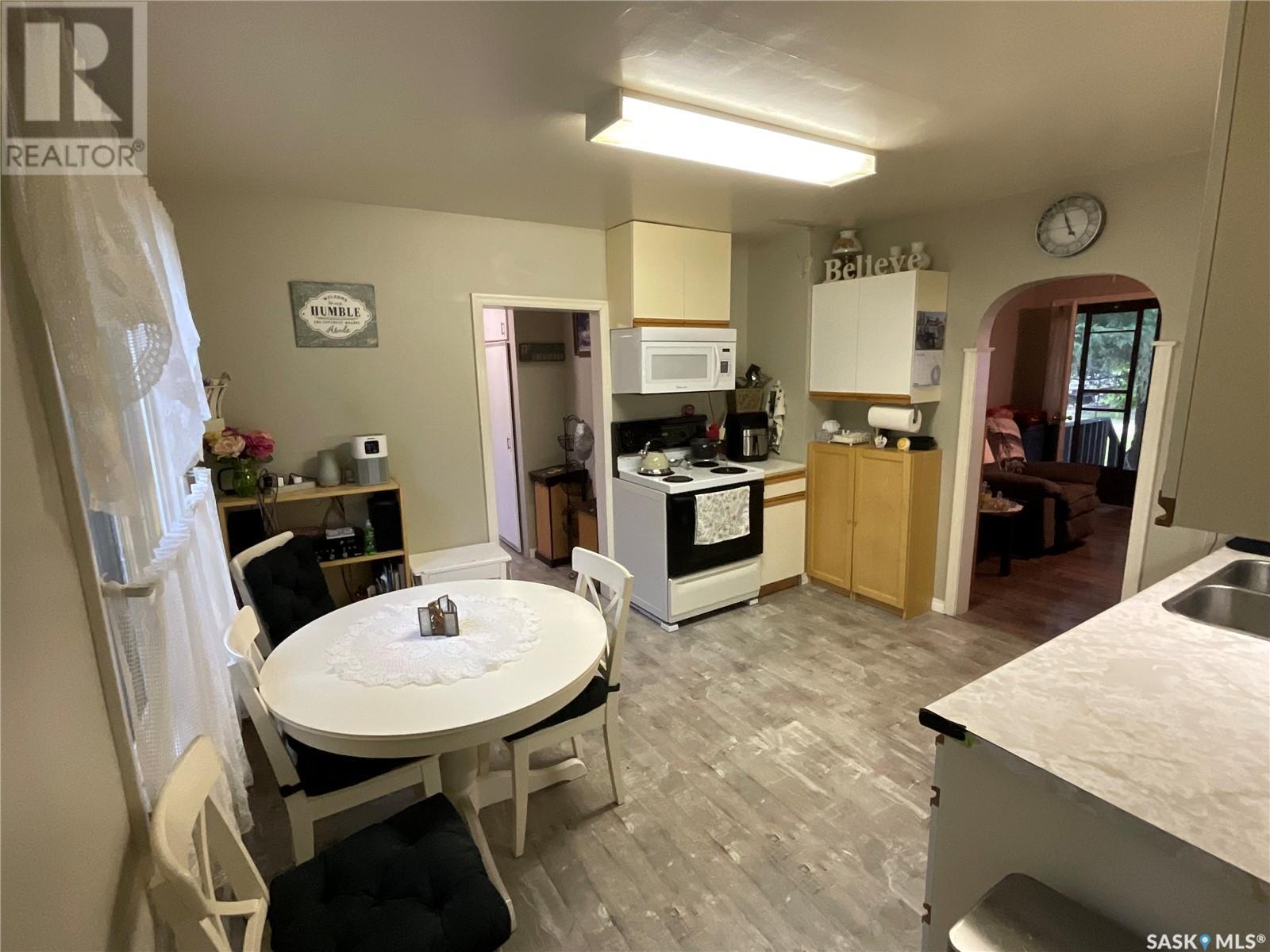 117 First Street E, Invergordon Rm No. 430, SK - Indoor