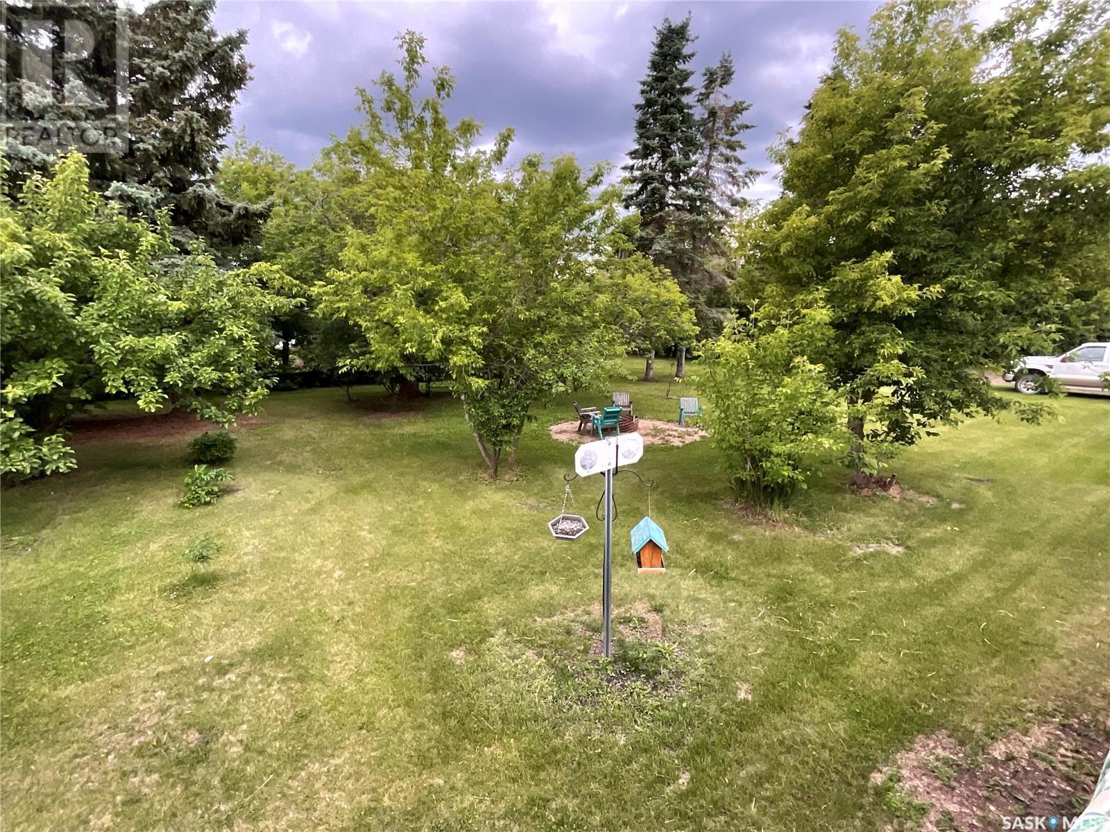 117 First Street E, Invergordon Rm No. 430, SK - Outdoor