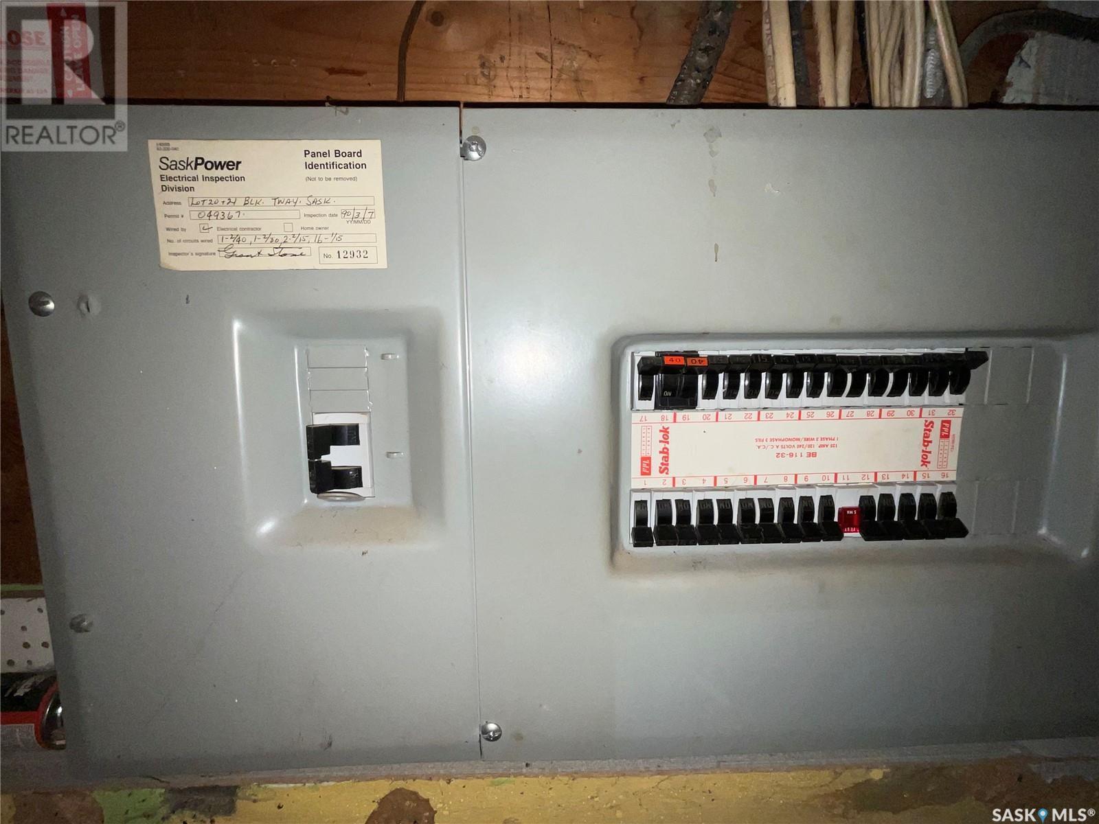 117 First Street E, Invergordon Rm No. 430, SK - Indoor Photo Showing Other Room