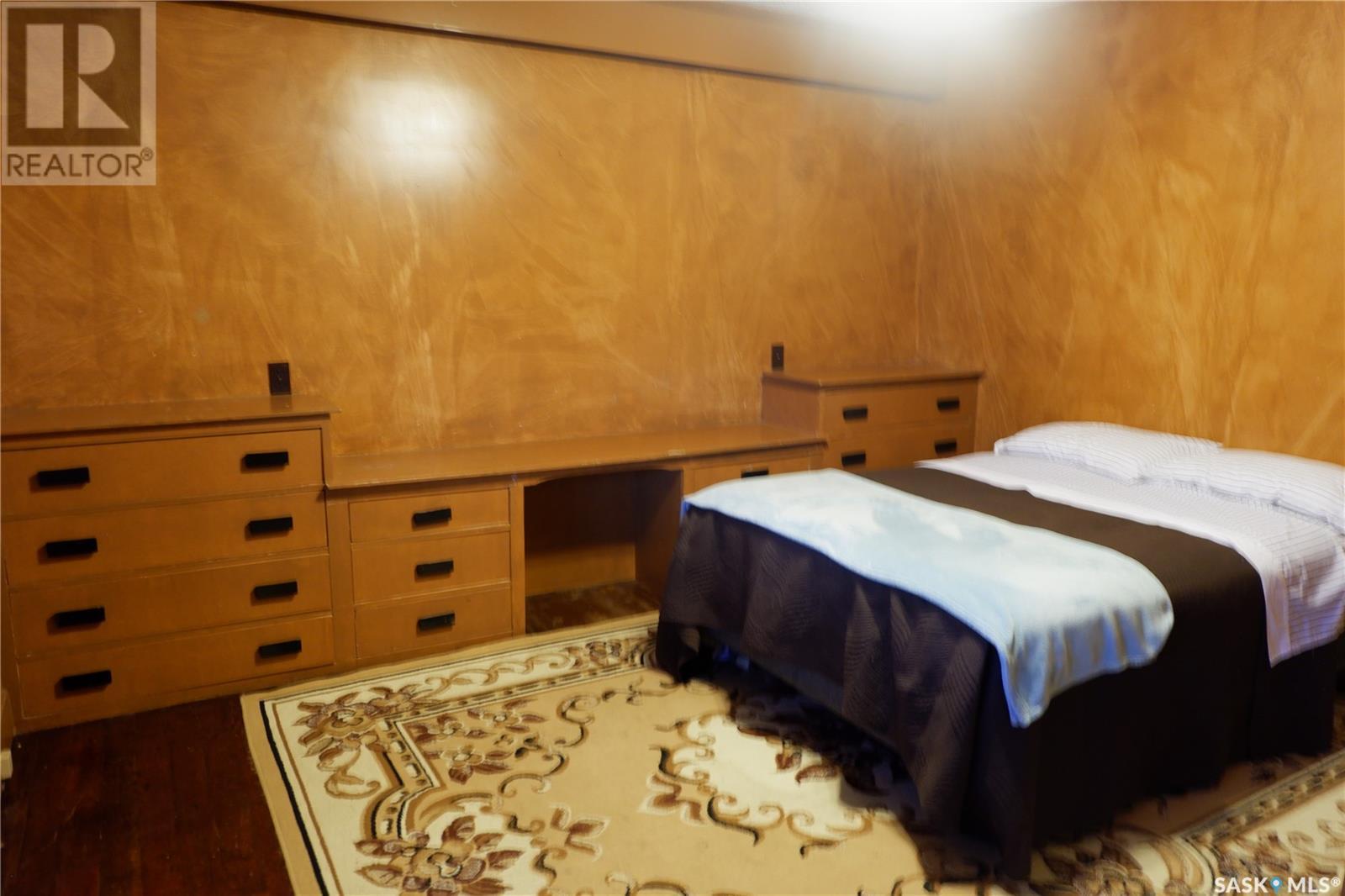 48 2Nd Avenue E, Lafleche, SK - Indoor Photo Showing Bedroom