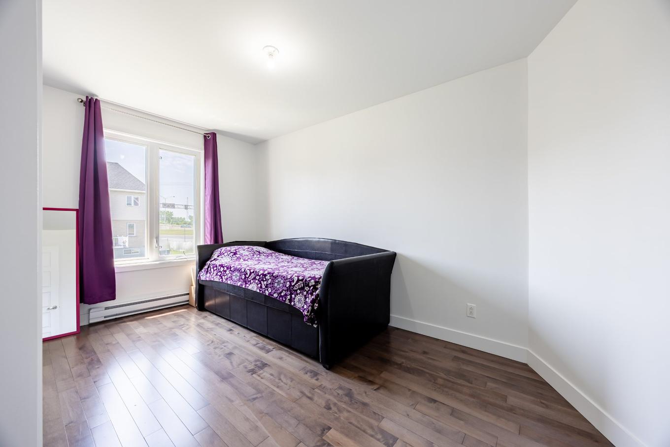 Chambre à coucher - 407 Ch. Des Prairies, Brossard, QC - Indoor Photo Showing Bedroom