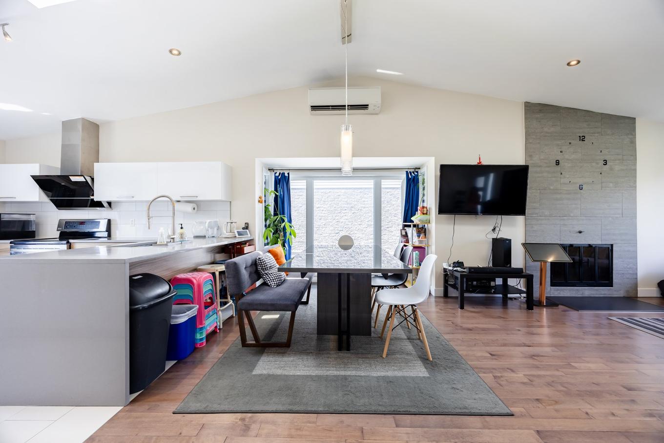 Salle à manger - 407 Ch. Des Prairies, Brossard, QC - Indoor