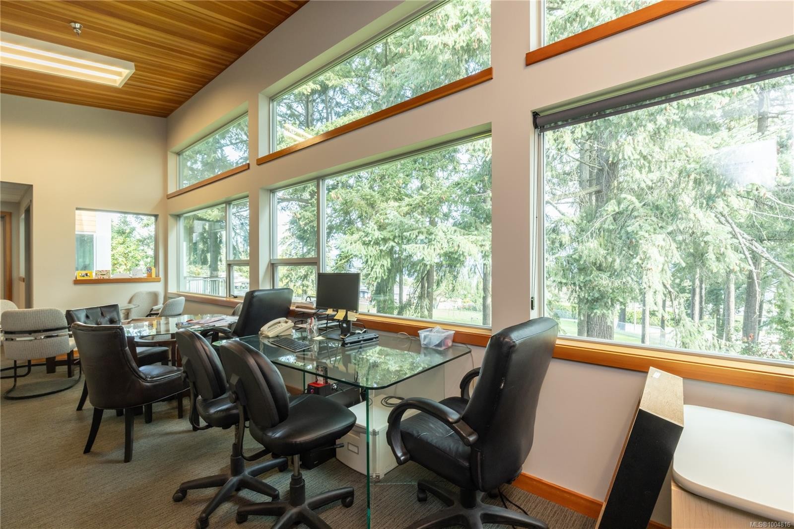 206-1650 Terminal Ave, Nanaimo, BC