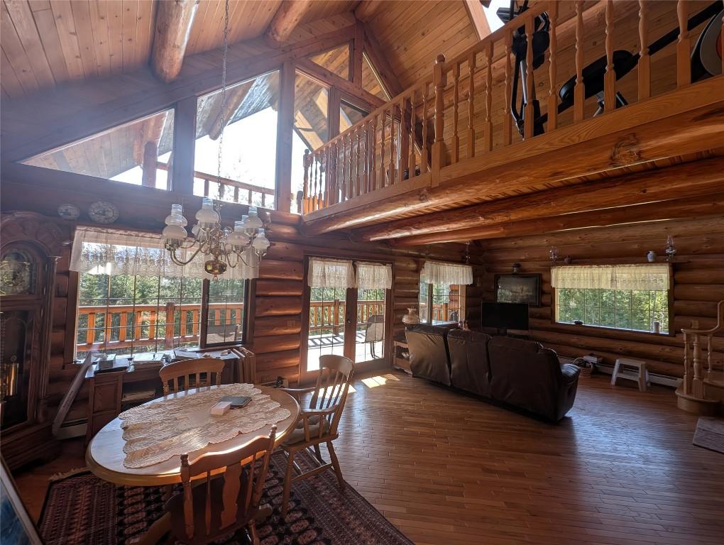 1361 Horning Road, Seymour Arm, BC - Indoor