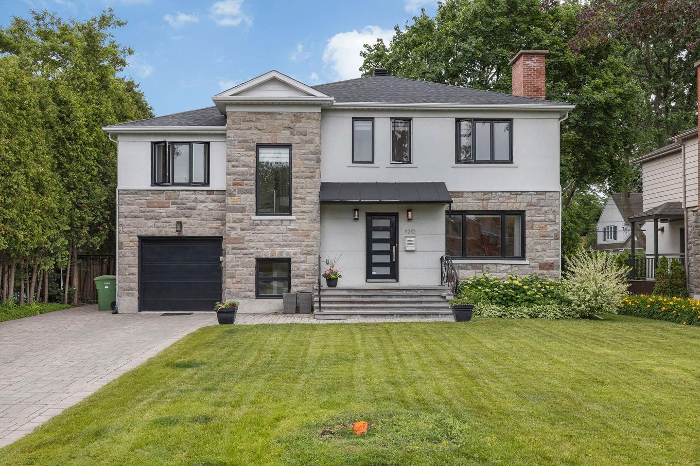 Frontage - 120 Ch. Strathcona, Mont-Royal, QC - Outdoor With Facade