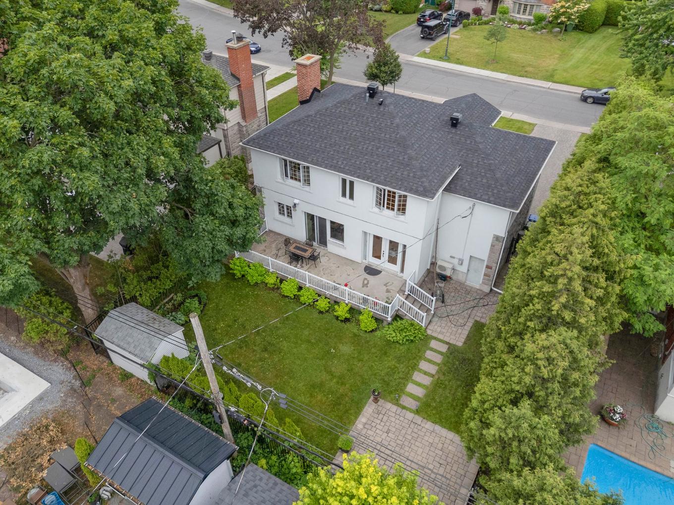 Overall view - 120 Ch. Strathcona, Mont-Royal, QC - Outdoor