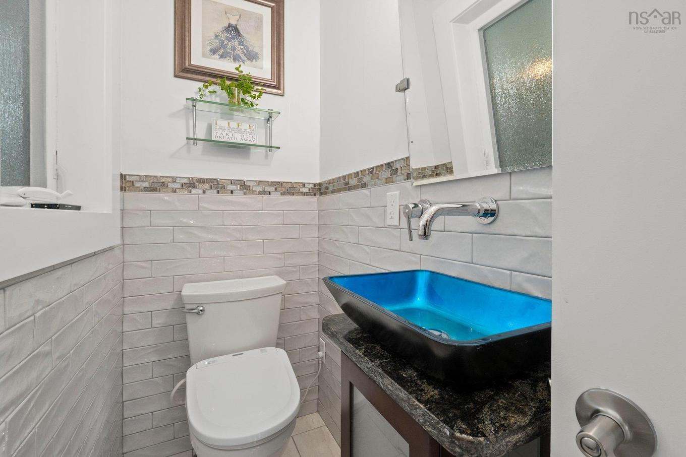 7062 Royal Pine Avenue, Halifax, NS