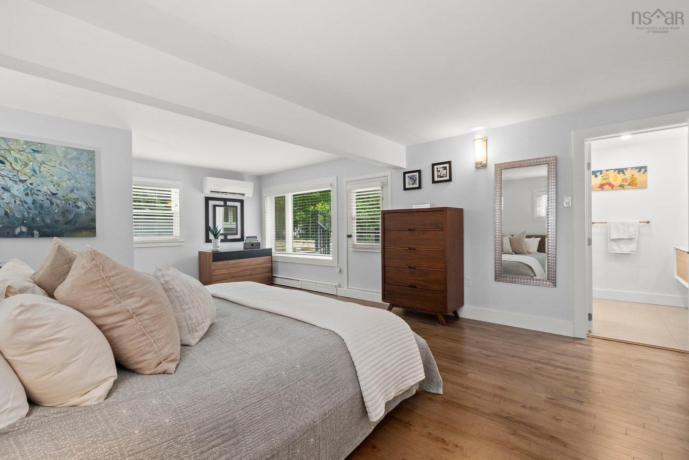 7062 Royal Pine Avenue, Halifax, NS