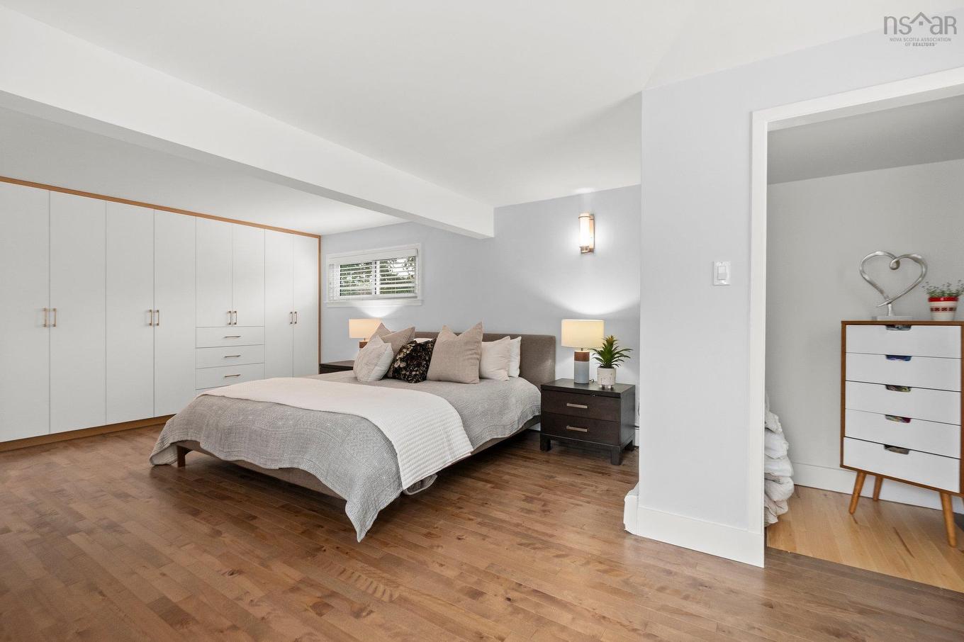 7062 Royal Pine Avenue, Halifax, NS