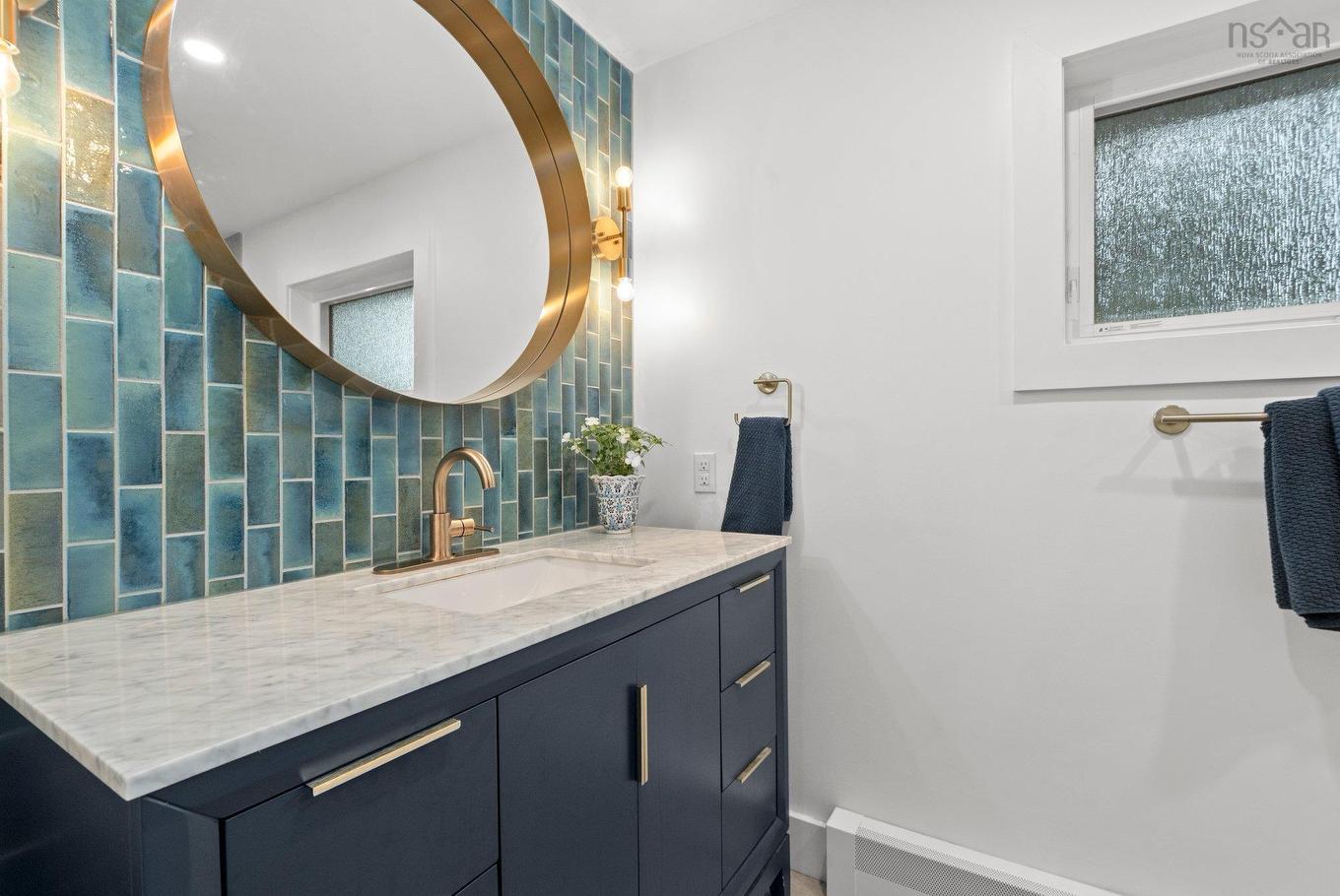 7062 Royal Pine Avenue, Halifax, NS