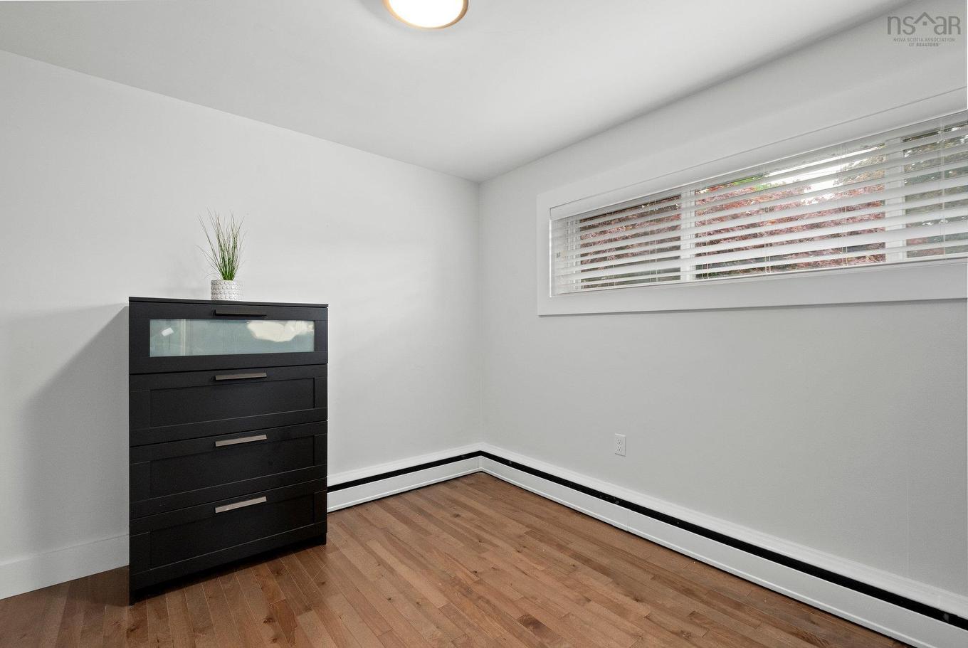 7062 Royal Pine Avenue, Halifax, NS