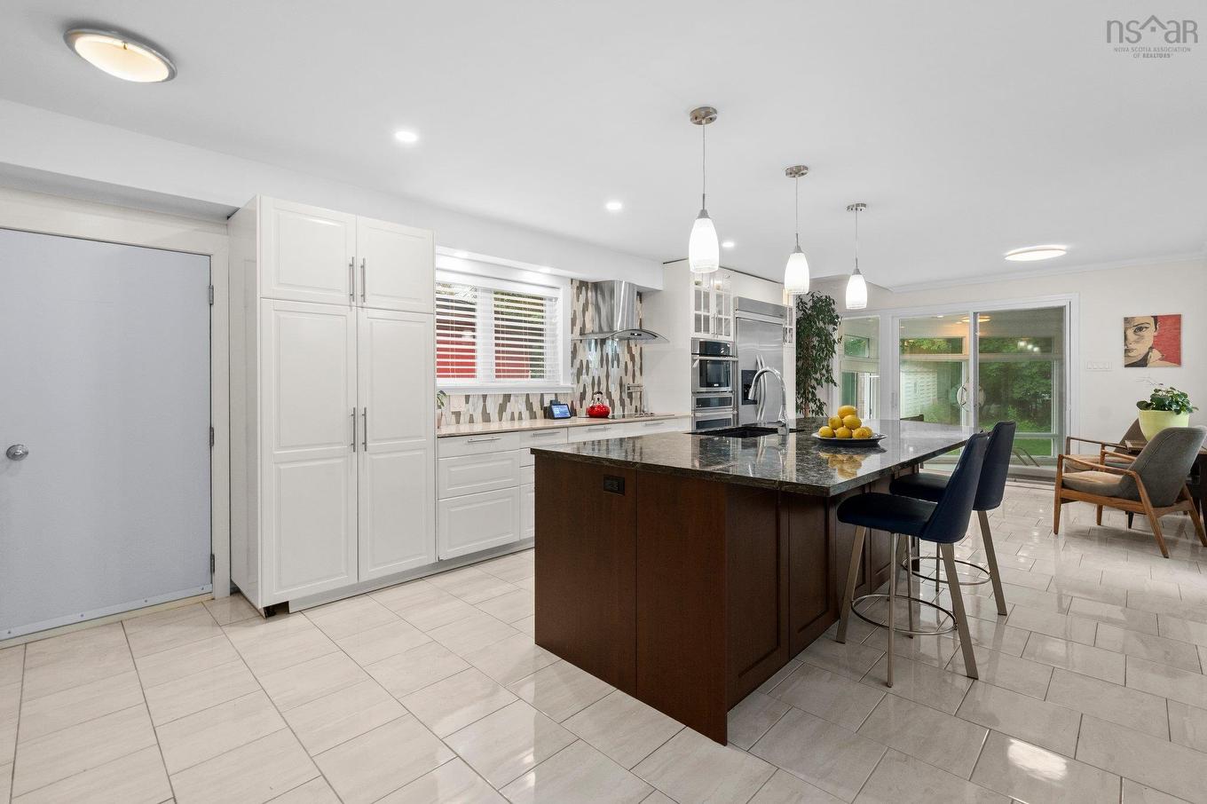 7062 Royal Pine Avenue, Halifax, NS