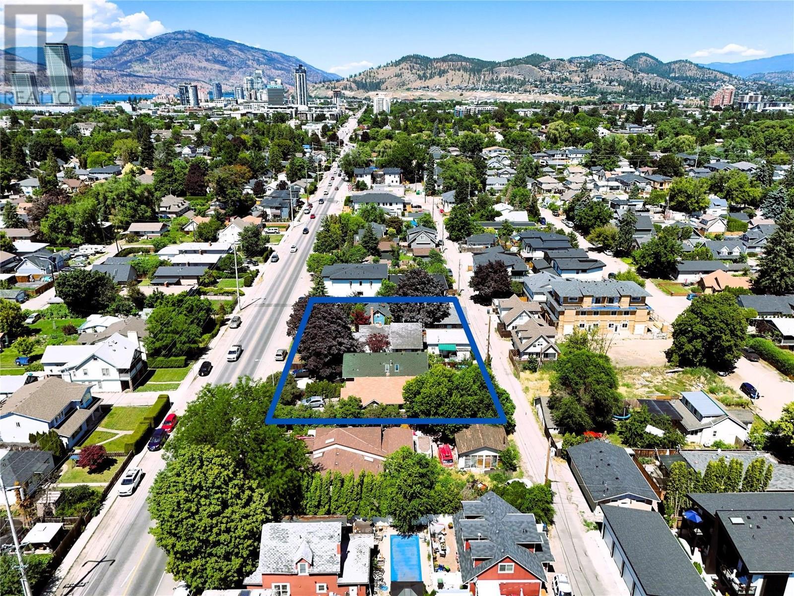 North View toward Downtown - 2237 Richter Street, Kelowna, BC - Outdoor With View