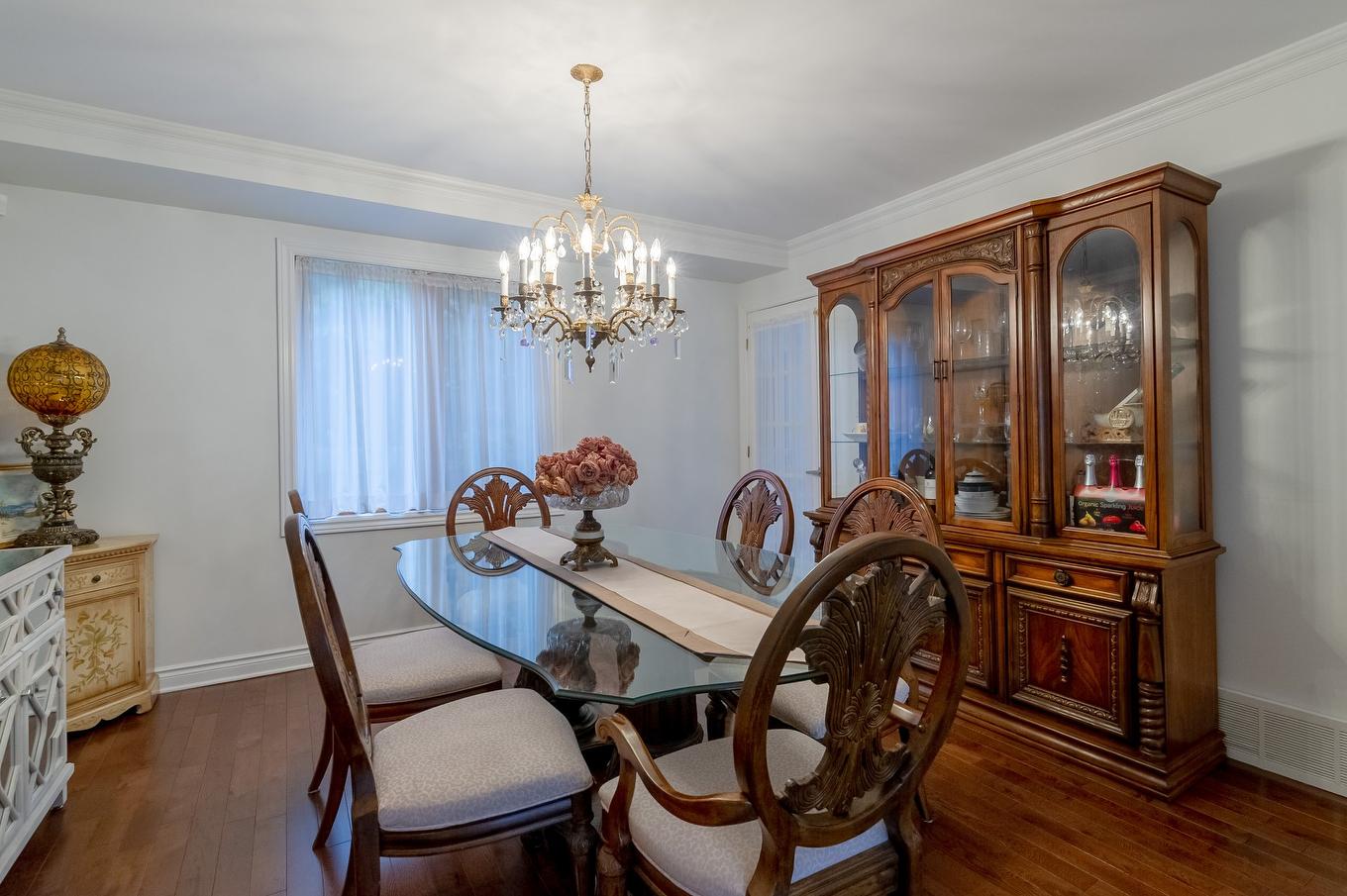 Dining room - 990 Rue Renoir, Brossard, QC - Indoor Photo Showing Dining Room