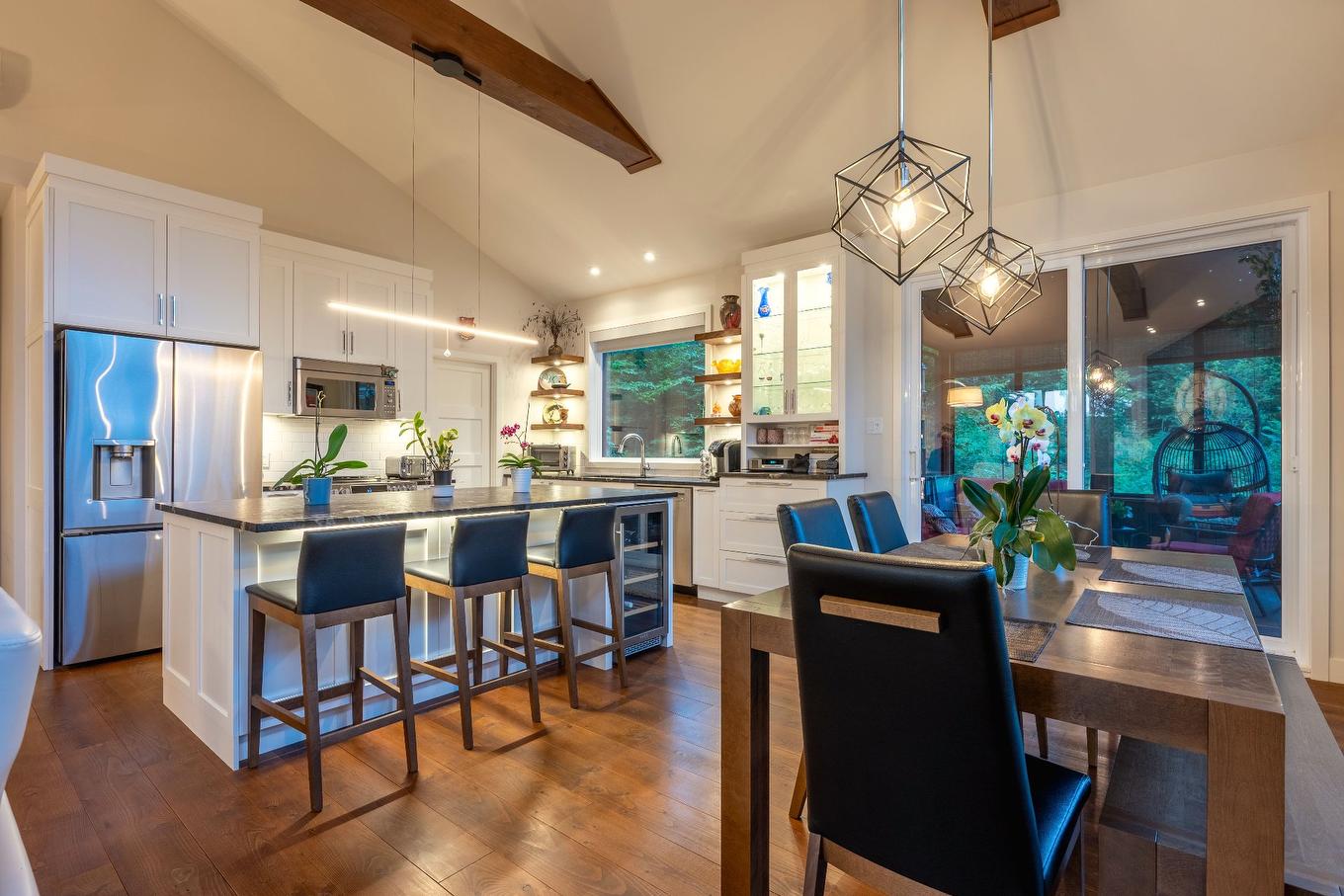 Kitchen - 140 Allée Des Weskarinis, Mont-Tremblant, QC - Indoor