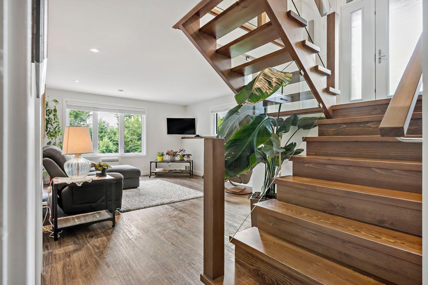 Staircase - 140 Allée Des Weskarinis, Mont-Tremblant, QC - Indoor Photo Showing Other Room