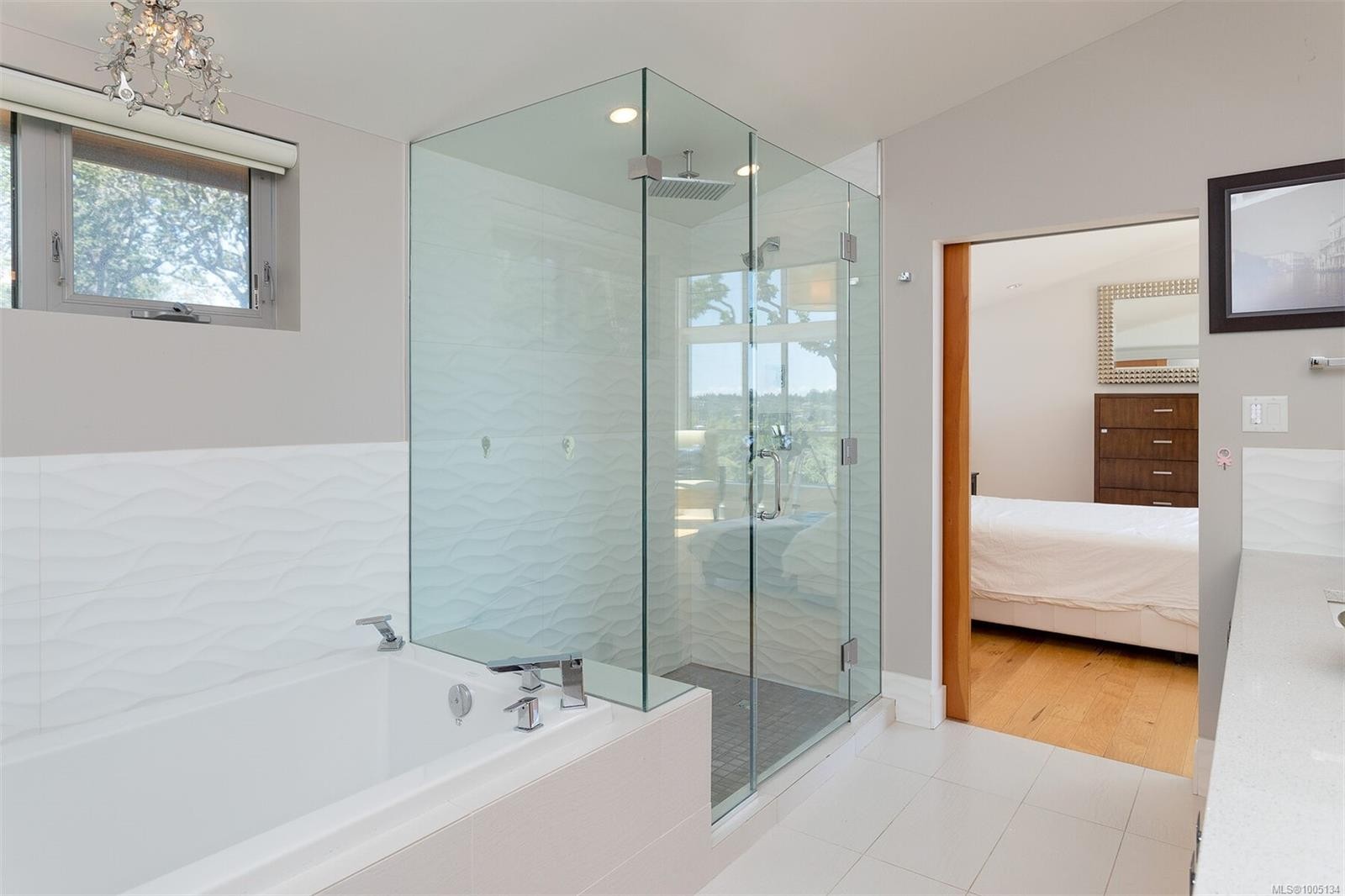 2597 Vista Bay Rd, Saanich, BC