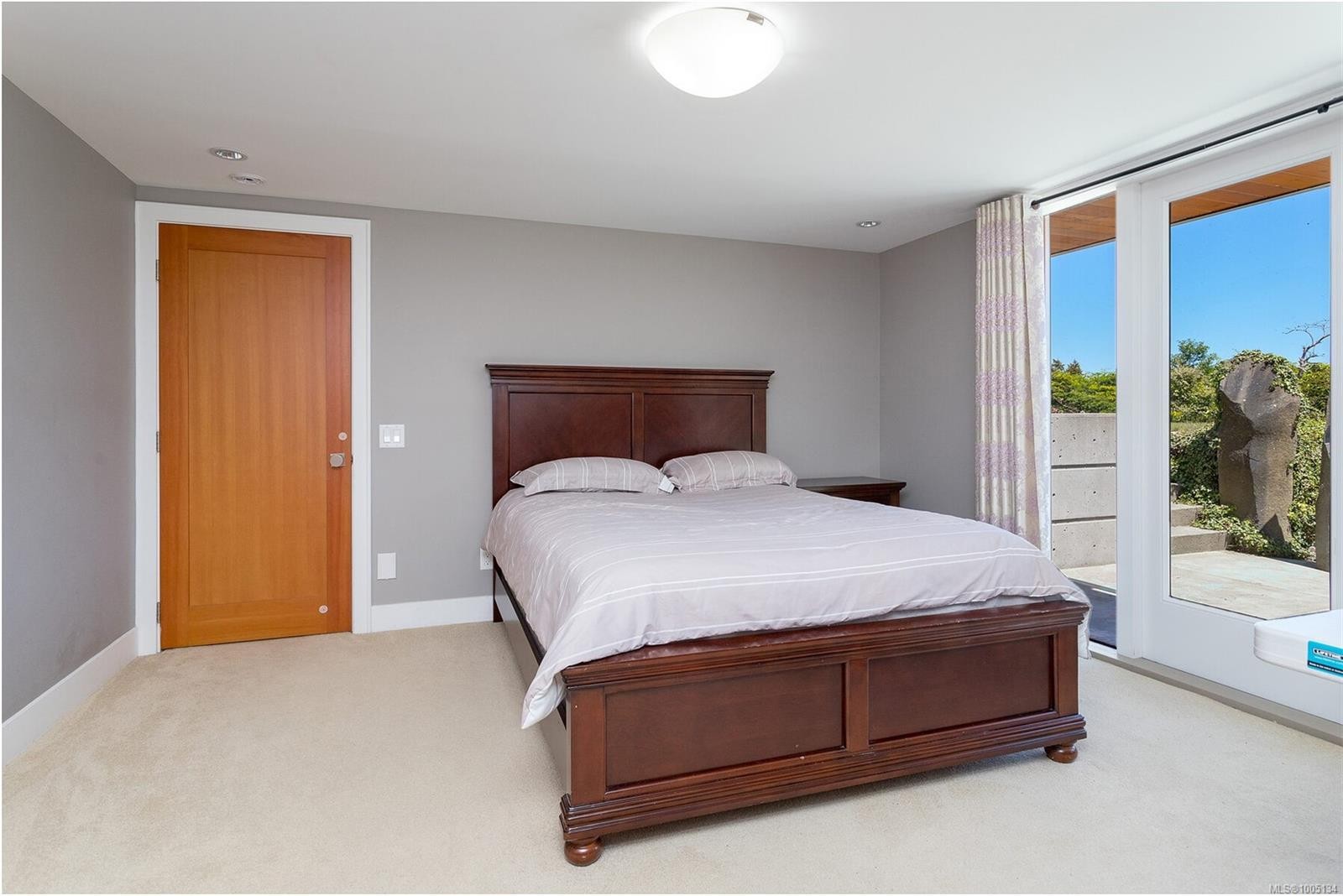 2597 Vista Bay Rd, Saanich, BC