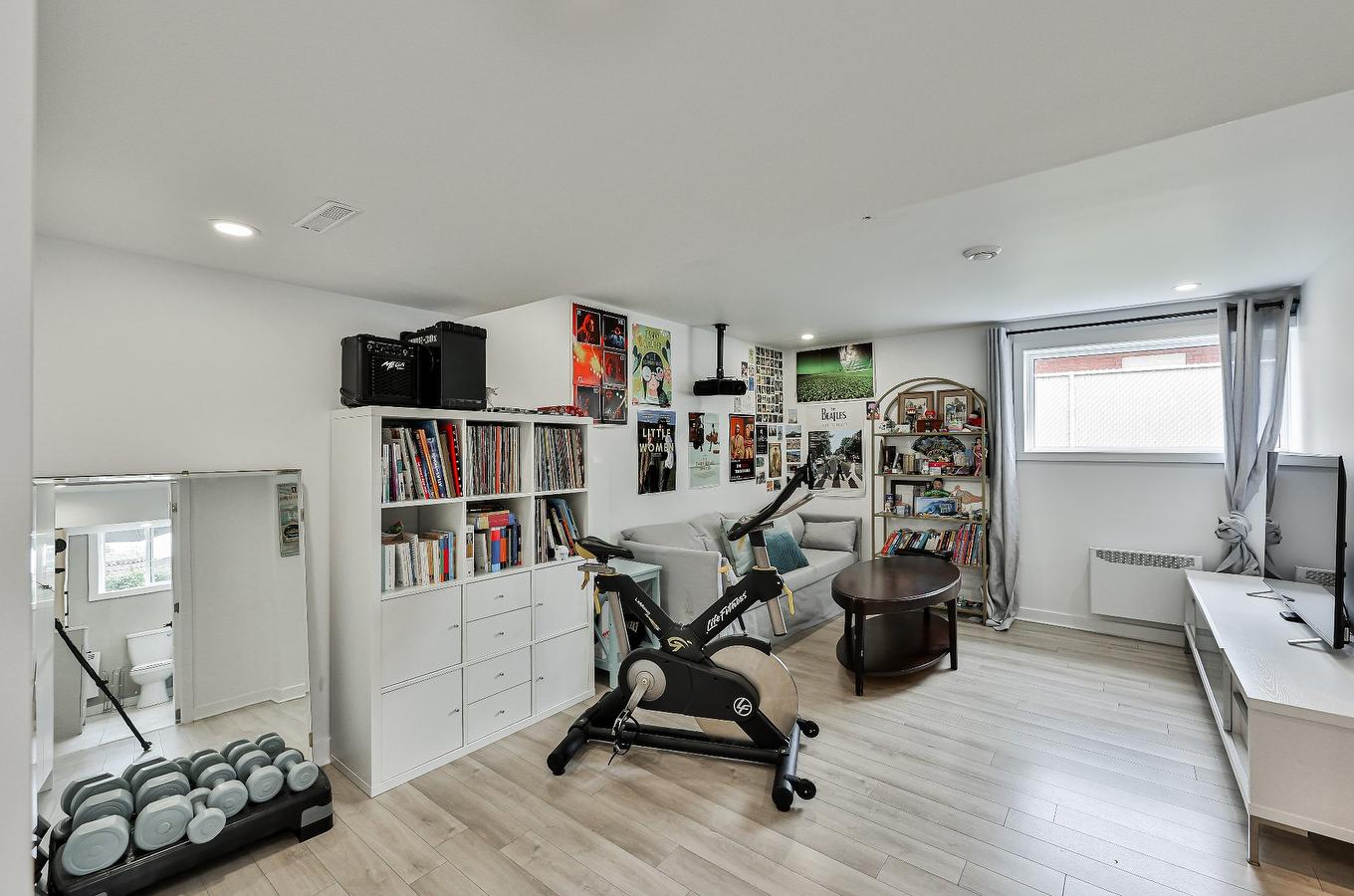 Family room - 30 Rue Christian, Repentigny (Repentigny), QC - Indoor