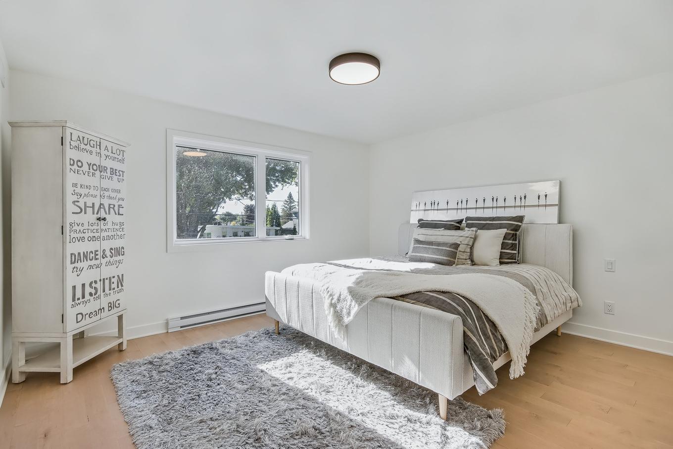Bedroom - 44 Rue Marcoux, Saint-Basile-Le-Grand, QC - Indoor Photo Showing Bedroom