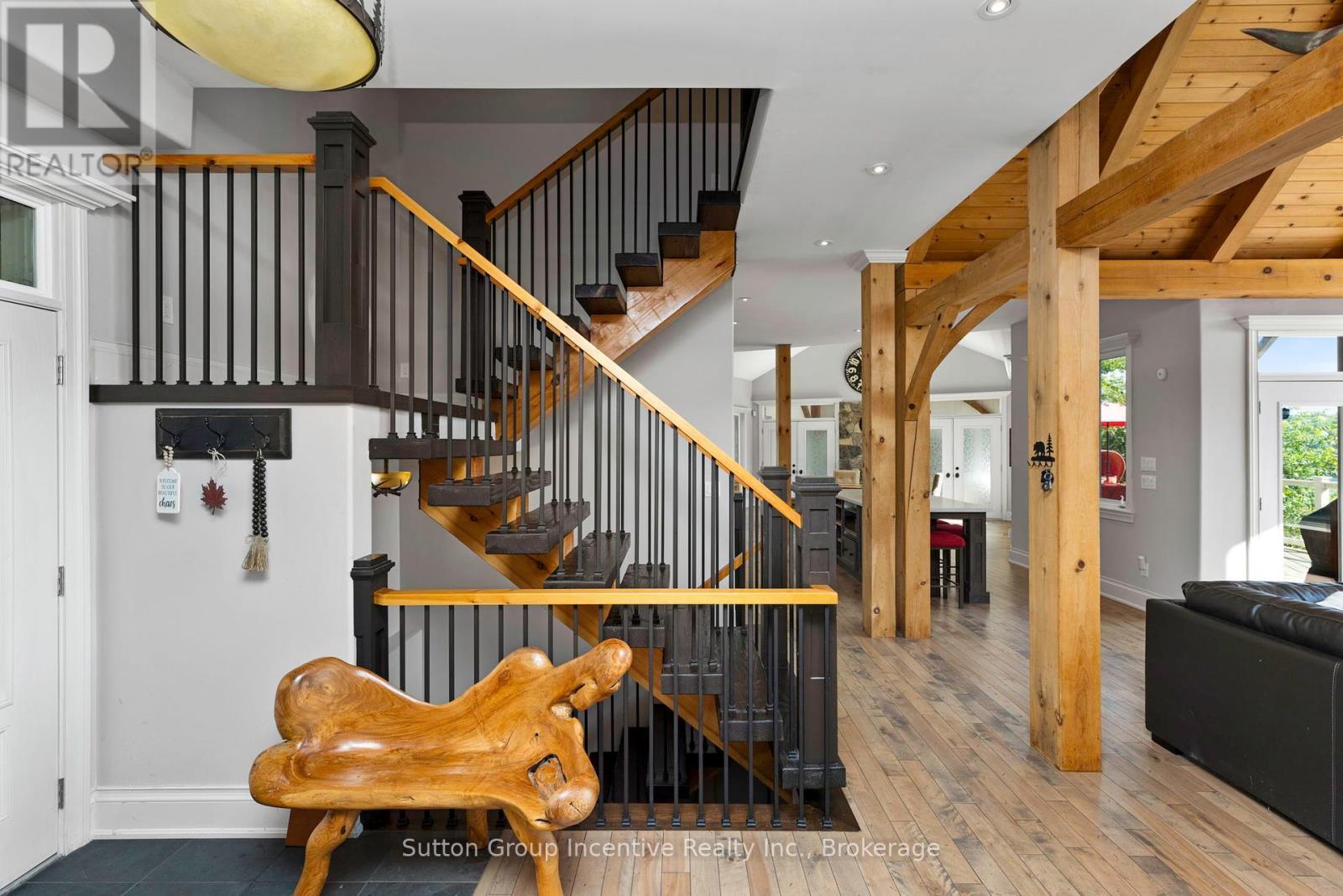 15 Gordon Point Lane, Seguin, ON - Indoor Photo Showing Other Room