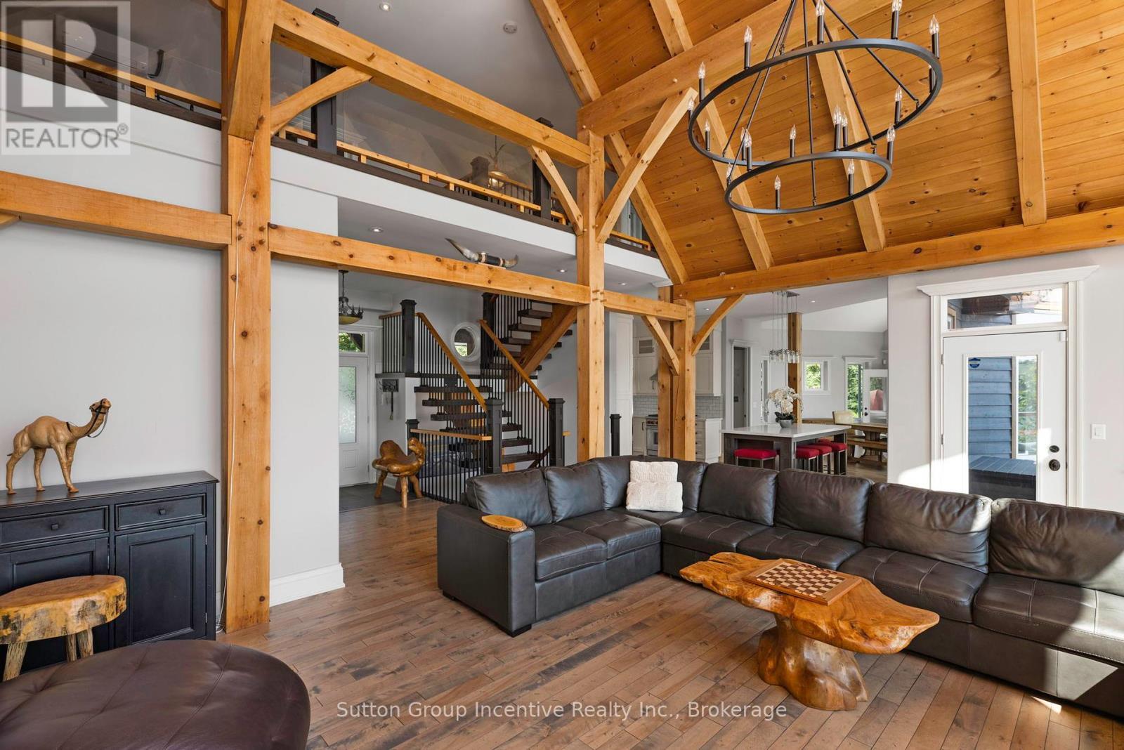 15 Gordon Point Lane, Seguin, ON - Indoor Photo Showing Living Room