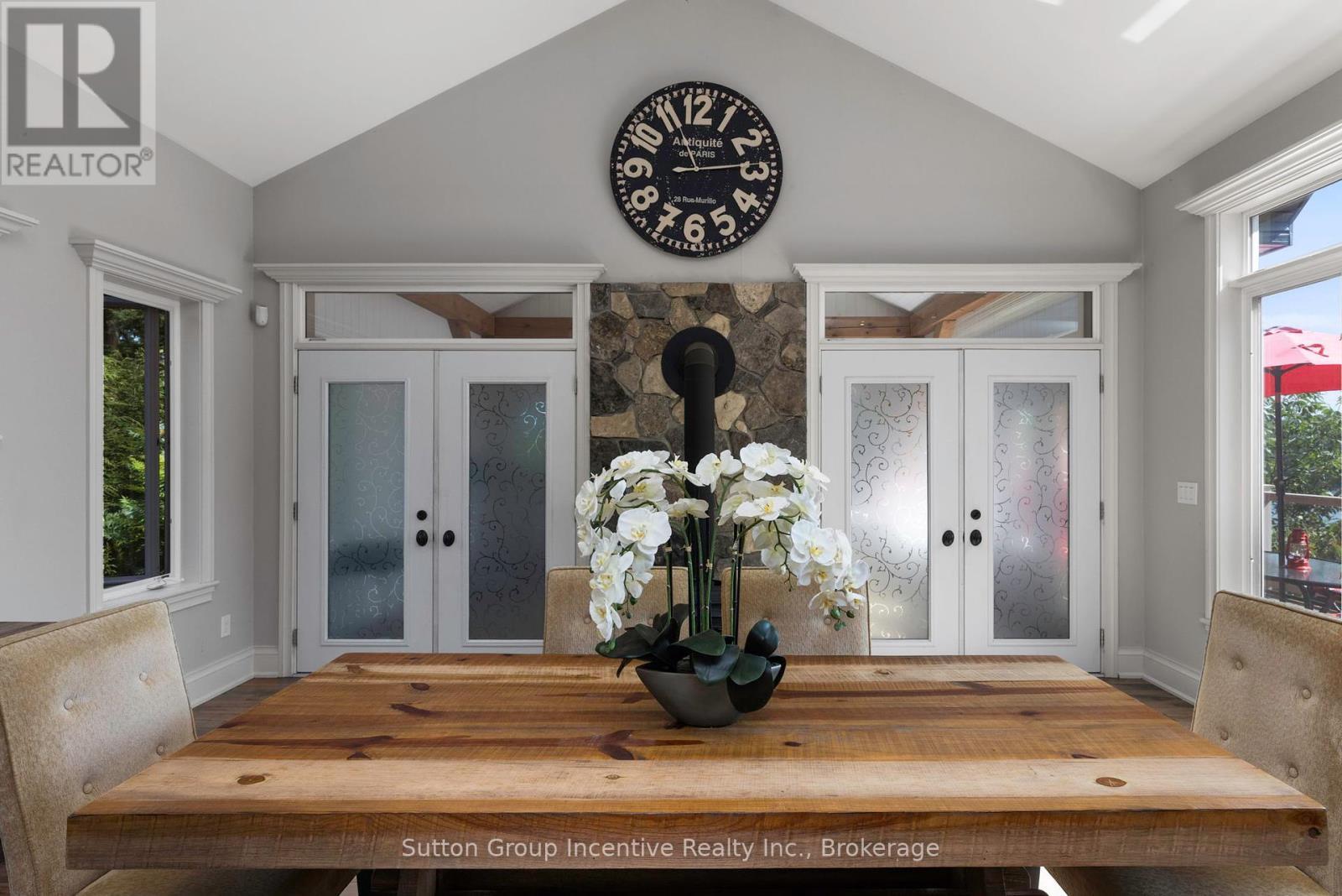 15 Gordon Point Lane, Seguin, ON - Indoor Photo Showing Other Room