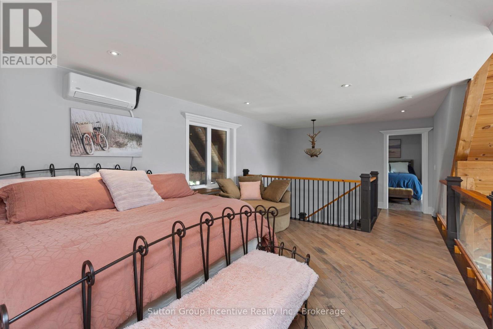 15 Gordon Point Lane, Seguin, ON - Indoor With Fireplace