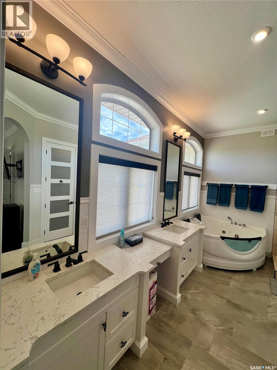 Natalie Acres, Waldeck, SK - Indoor