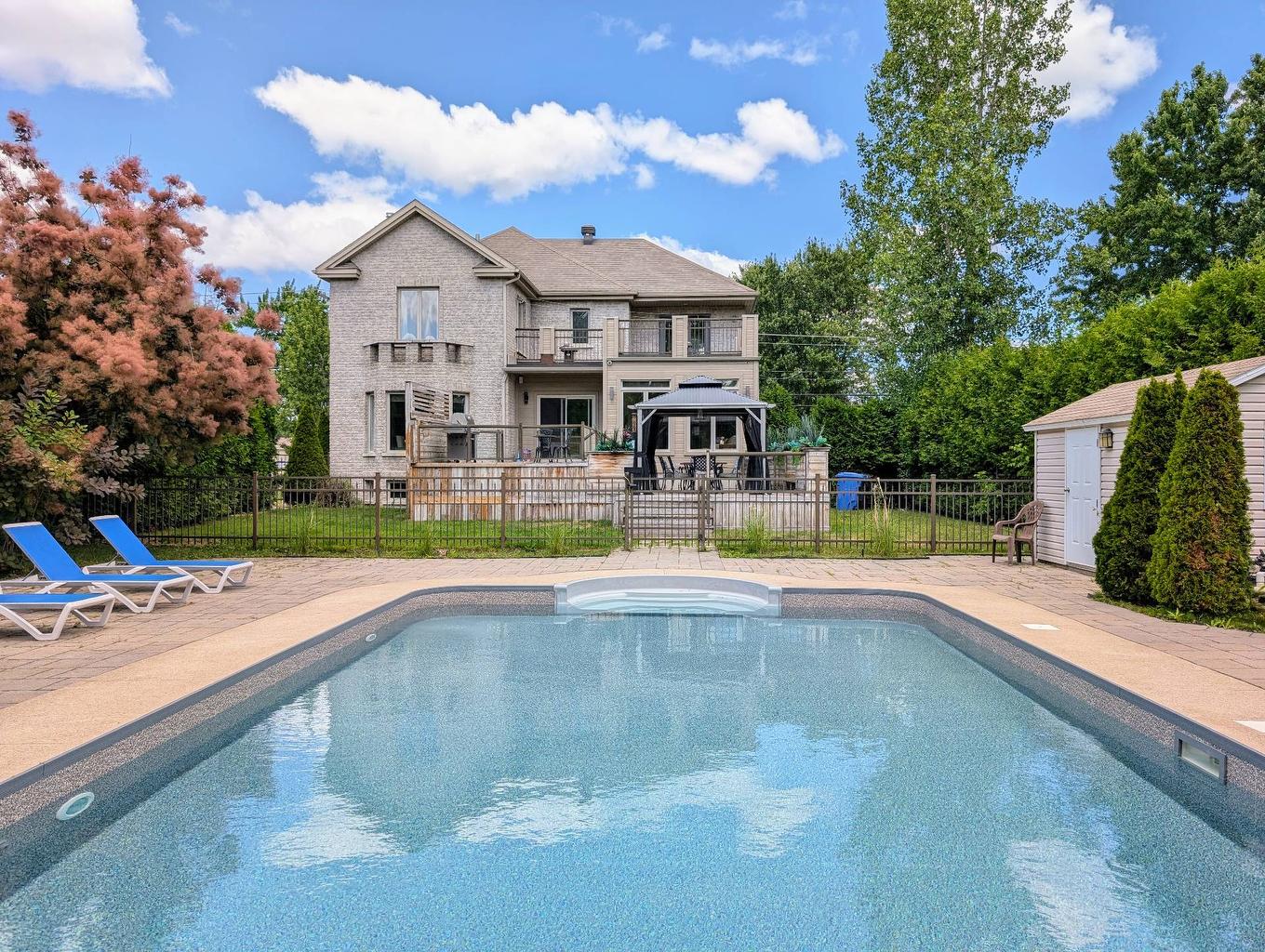 Cour - 2628 - 2630 Côte De Terrebonne, Terrebonne (Terrebonne), QC - Outdoor With In Ground Pool With Backyard