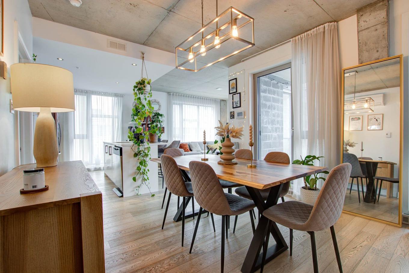 Dining room - 601-1205 Rue St-Dominique, Montréal (Ville-Marie), QC - Indoor Photo Showing Dining Room