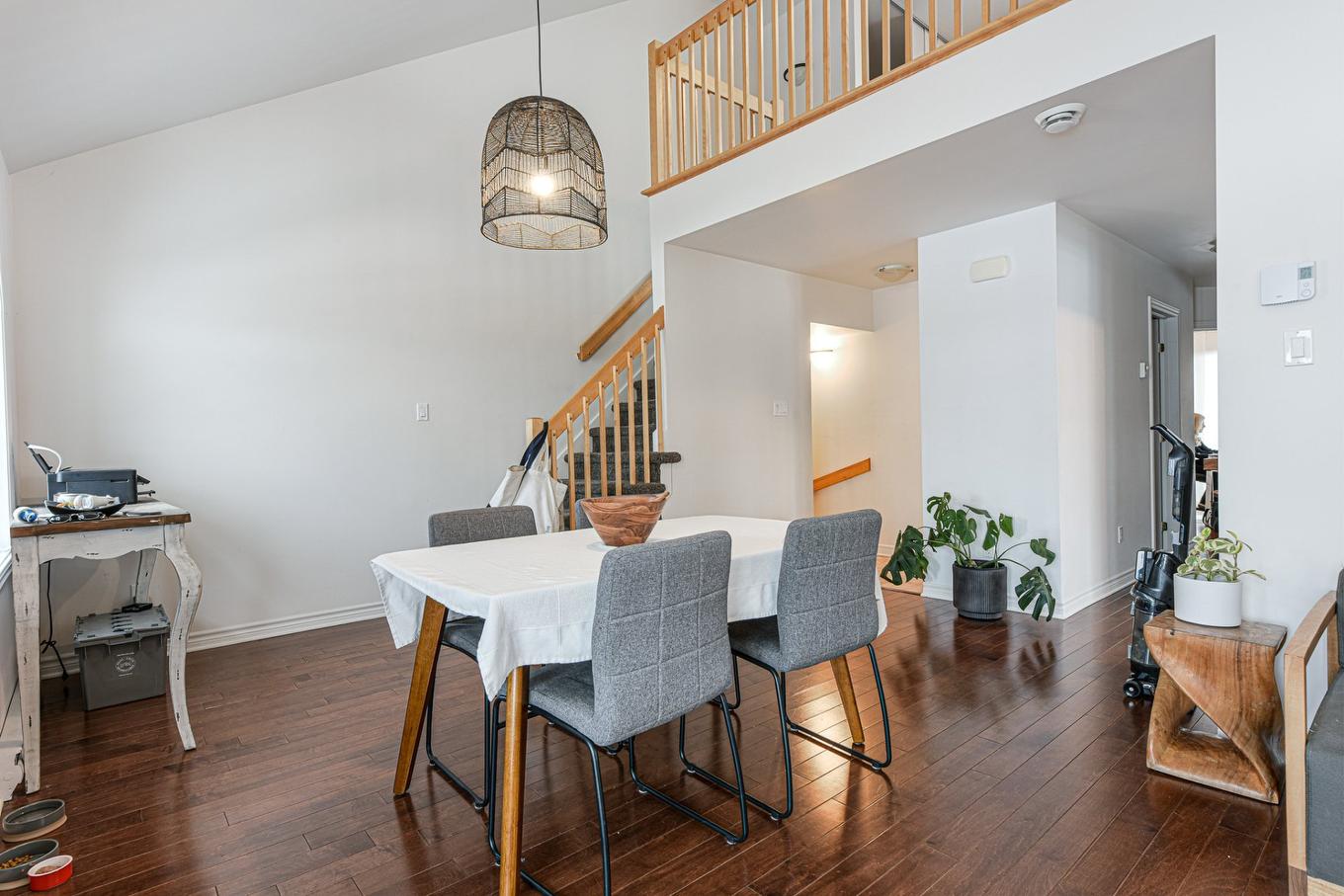 Dining room - 2161 Boul. Jean-Paul-Vincent, Longueuil (Le Vieux-Longueuil), QC - Indoor Photo Showing Dining Room