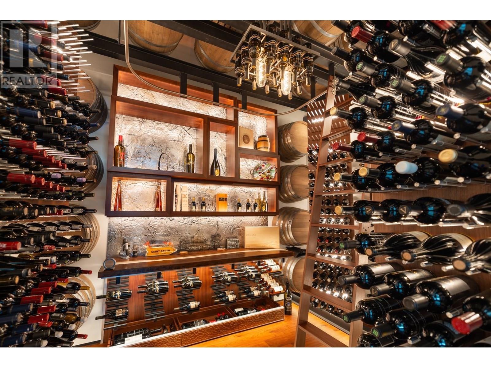 2469 Thacker Drive, West Kelowna, BC - Indoor