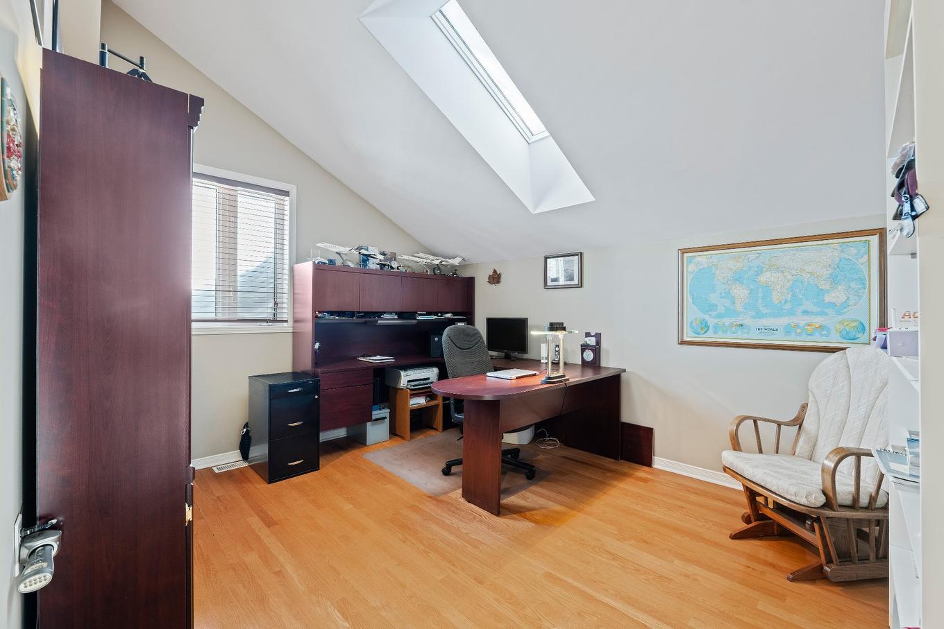 Office - 325 Rue Gouin, Saint-Bruno-De-Montarville, QC - Indoor Photo Showing Office