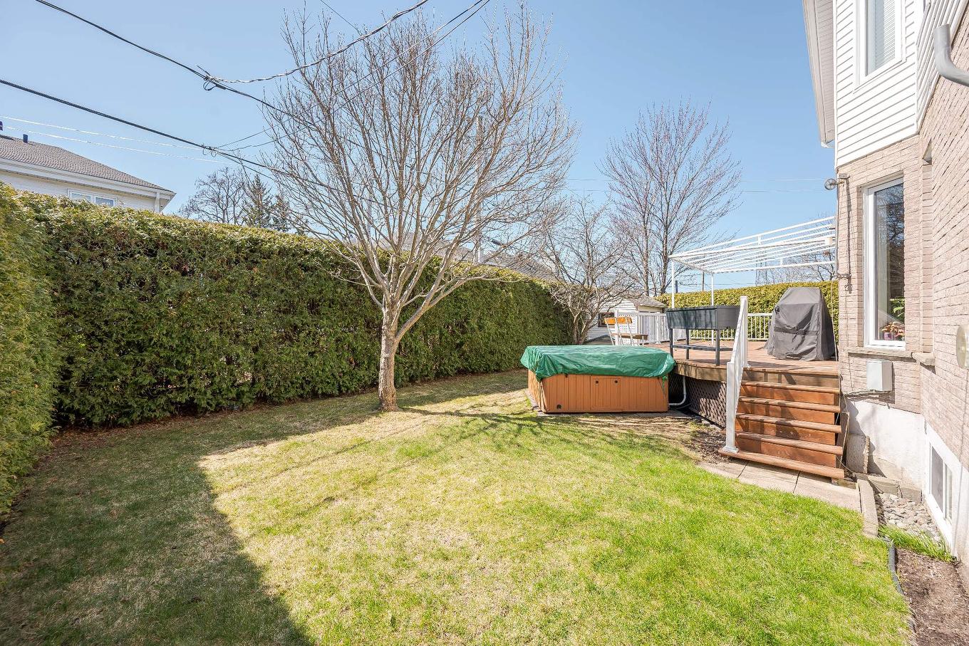 Backyard - 325 Rue Gouin, Saint-Bruno-De-Montarville, QC - Outdoor