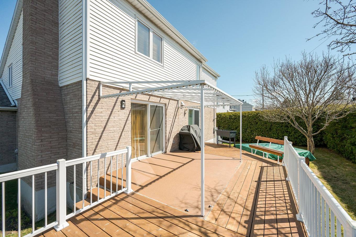 Balcony - 325 Rue Gouin, Saint-Bruno-De-Montarville, QC - Outdoor With Deck Patio Veranda