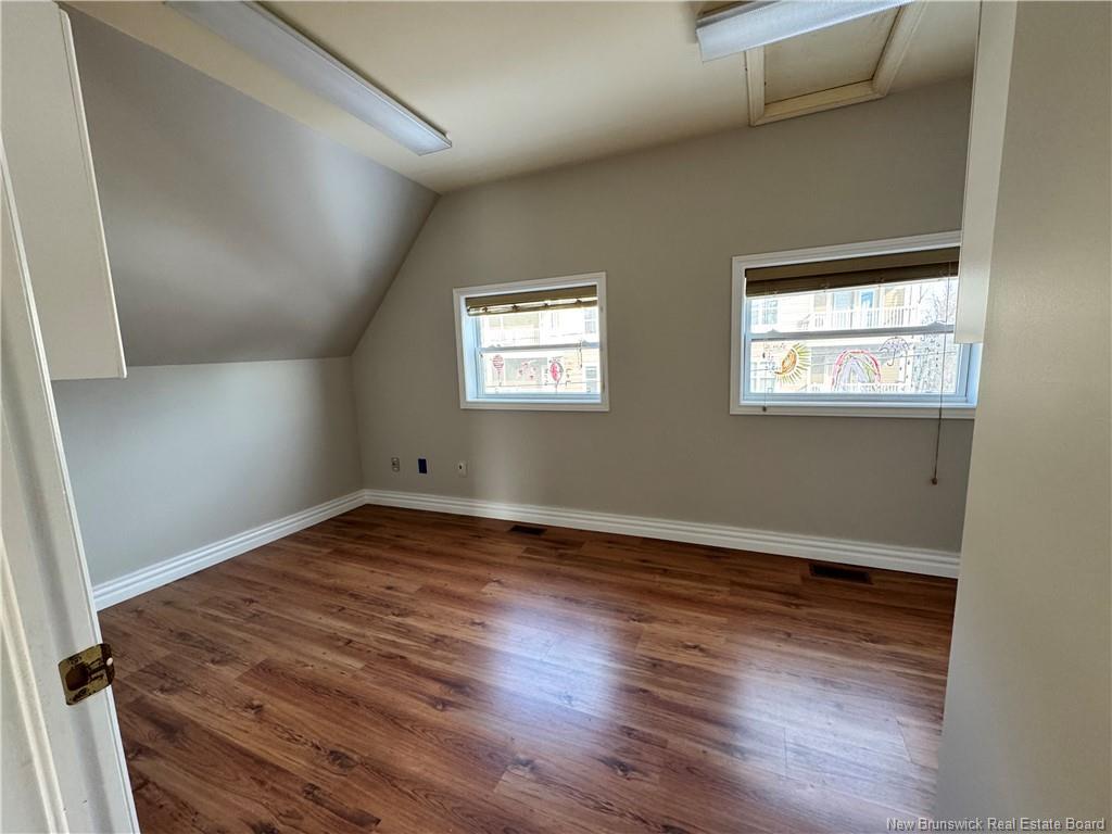 100 Sunset Ave, Dieppe, NB