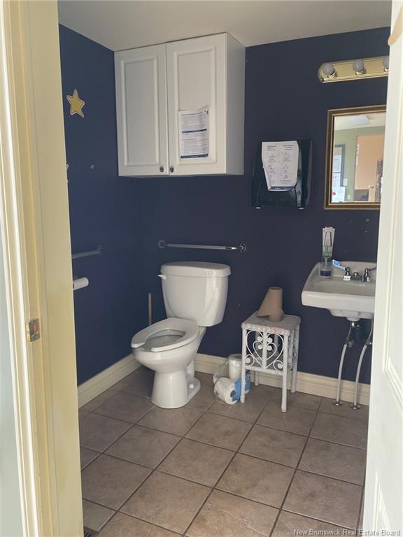 100 Sunset Ave, Dieppe, NB