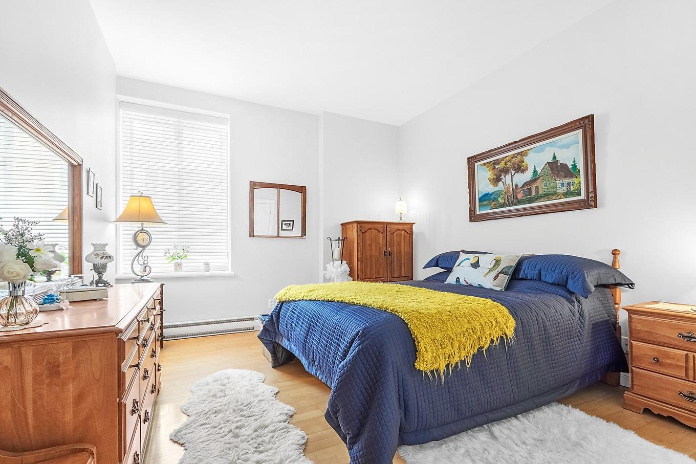 Bedroom - 1-12 Côte De La Canoterie, Québec (La Cité-Limoilou), QC - Indoor Photo Showing Bedroom