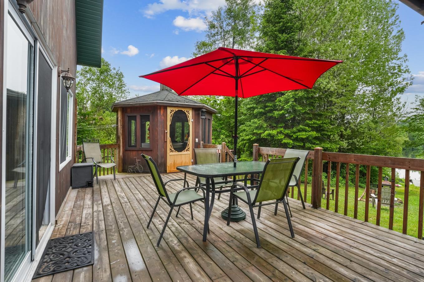 Terrasse - 1820 Rue Du Cerf, Chertsey, QC - Outdoor With Deck Patio Veranda With Exterior