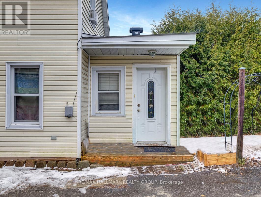 193 Gladu Street, Ottawa, ON - Outdoor